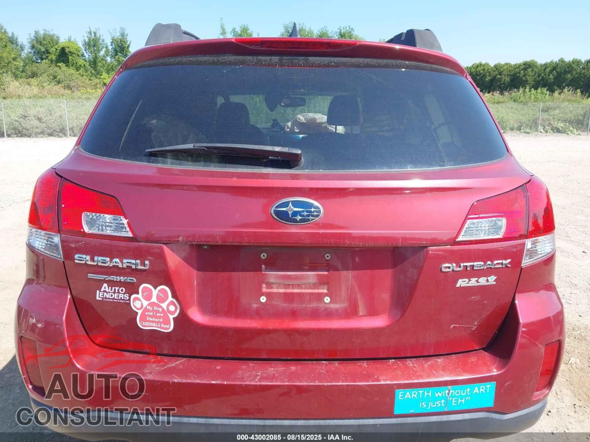 SUBARU OUTBACK 2013 - 4S4BRBKC8D3324721