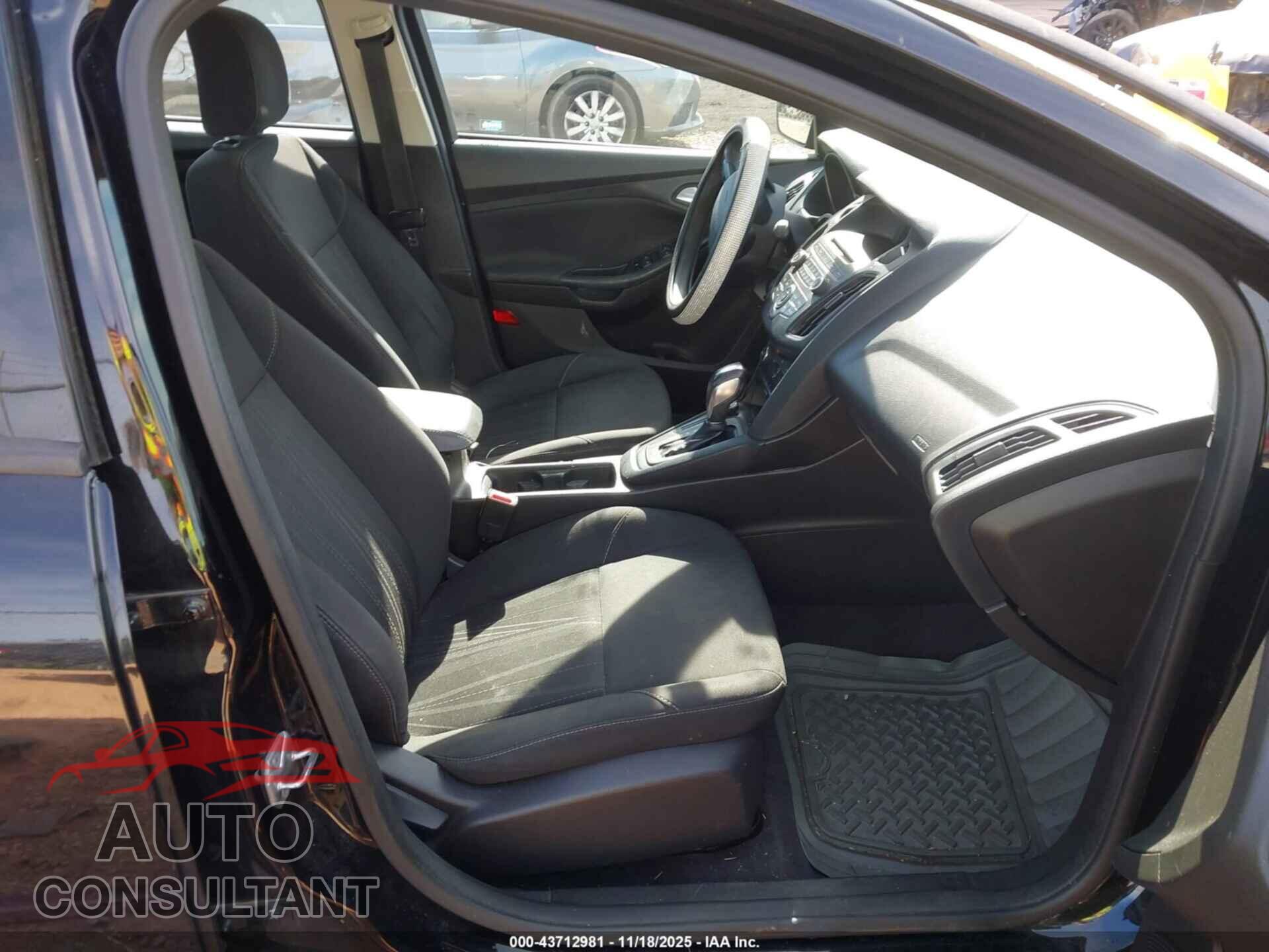 FORD FOCUS 2016 - 1FADP3F29GL274352