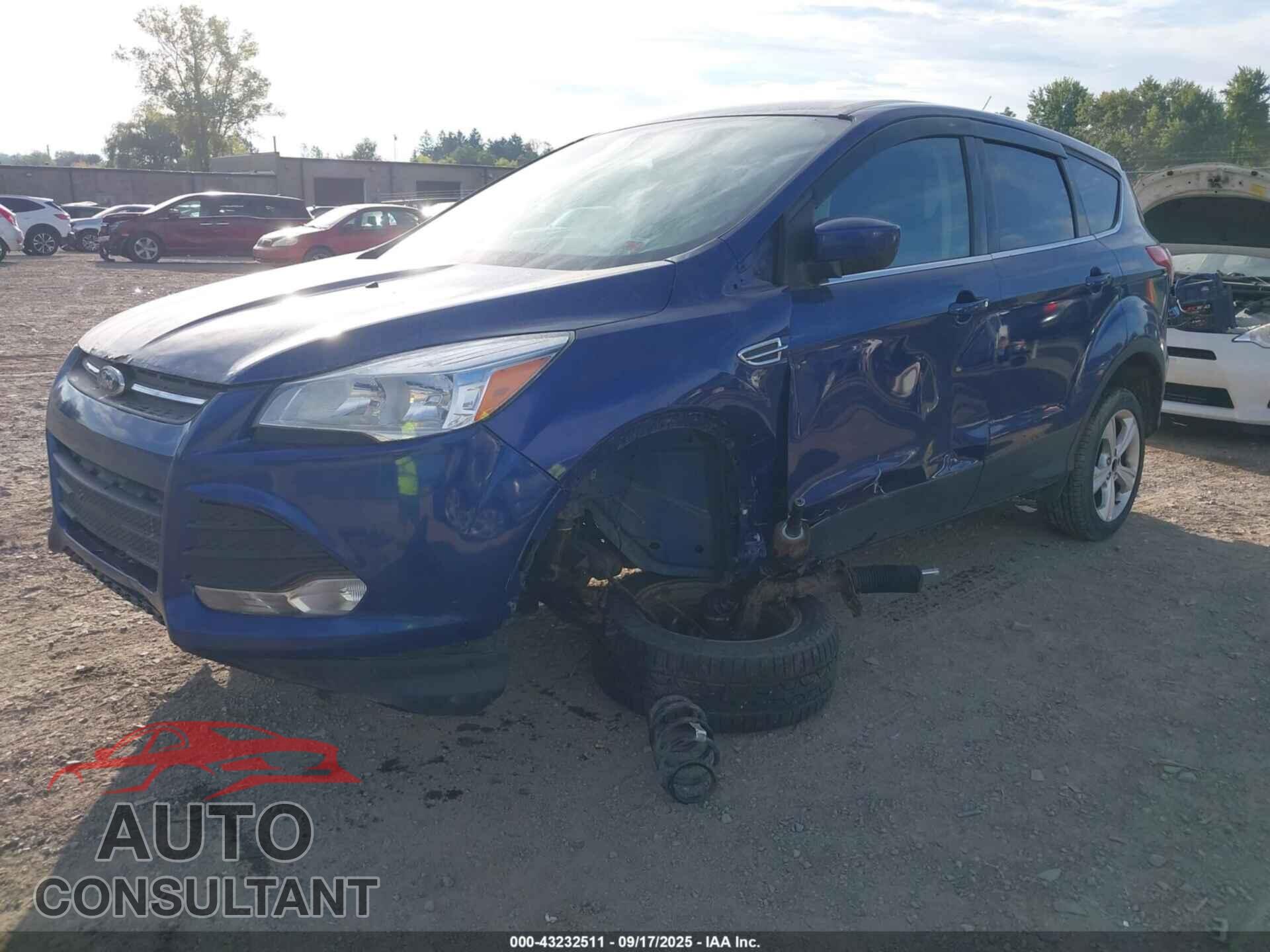 FORD ESCAPE 2015 - 1FMCU0G72FUC02520