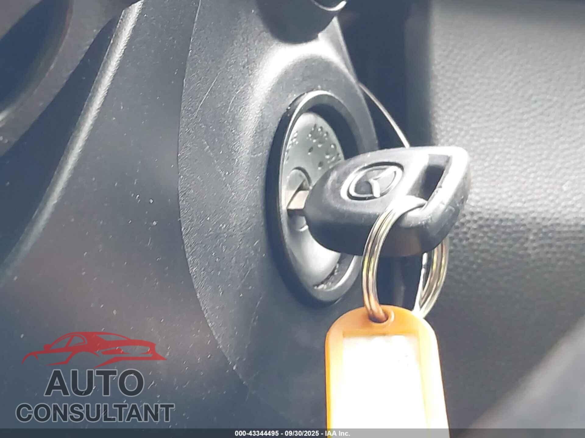 MAZDA MAZDA2 2014 - JM1DE1KY2E0175174