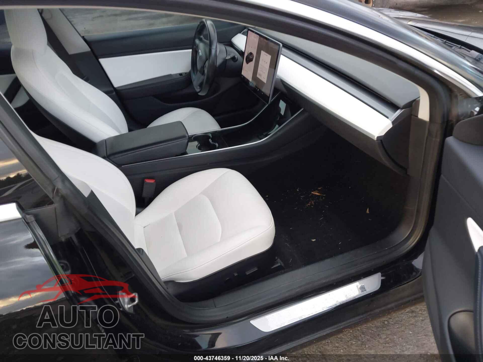 TESLA MODEL 3 2018 - 5YJ3E1EB6JF085444