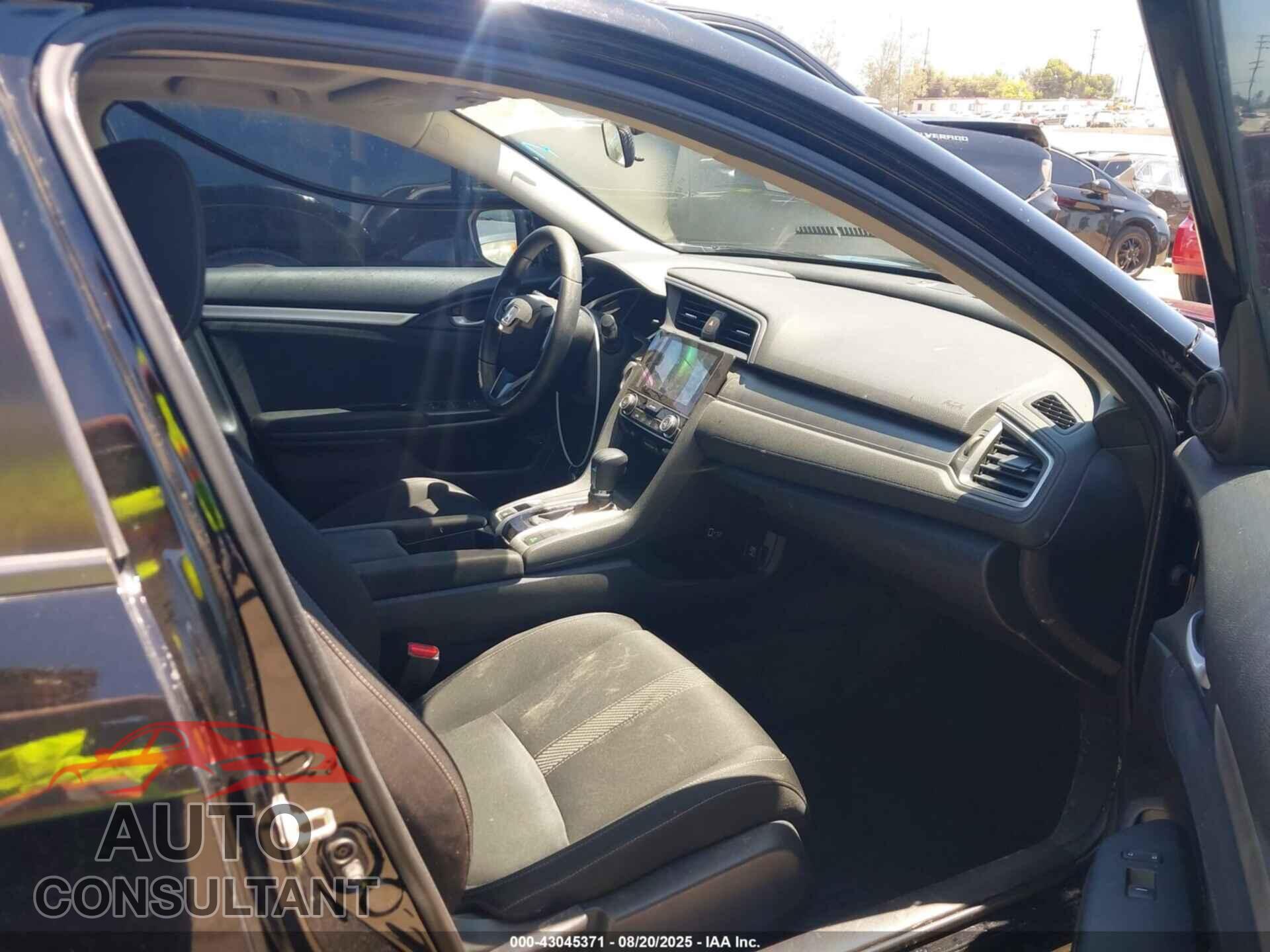 HONDA CIVIC 2017 - 2HGFC2F73HH514905