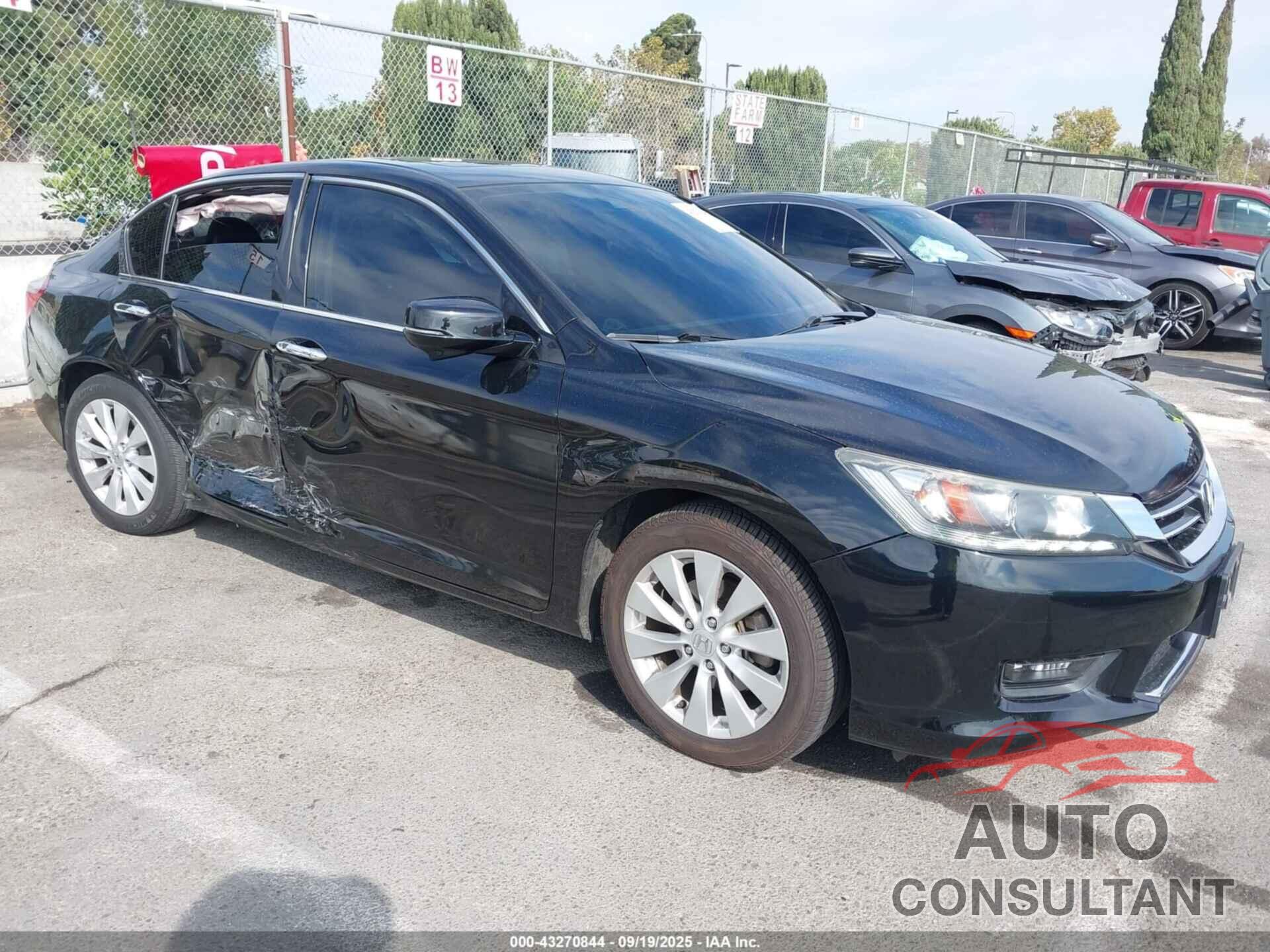 HONDA ACCORD 2015 - 1HGCR3F8XFA001209
