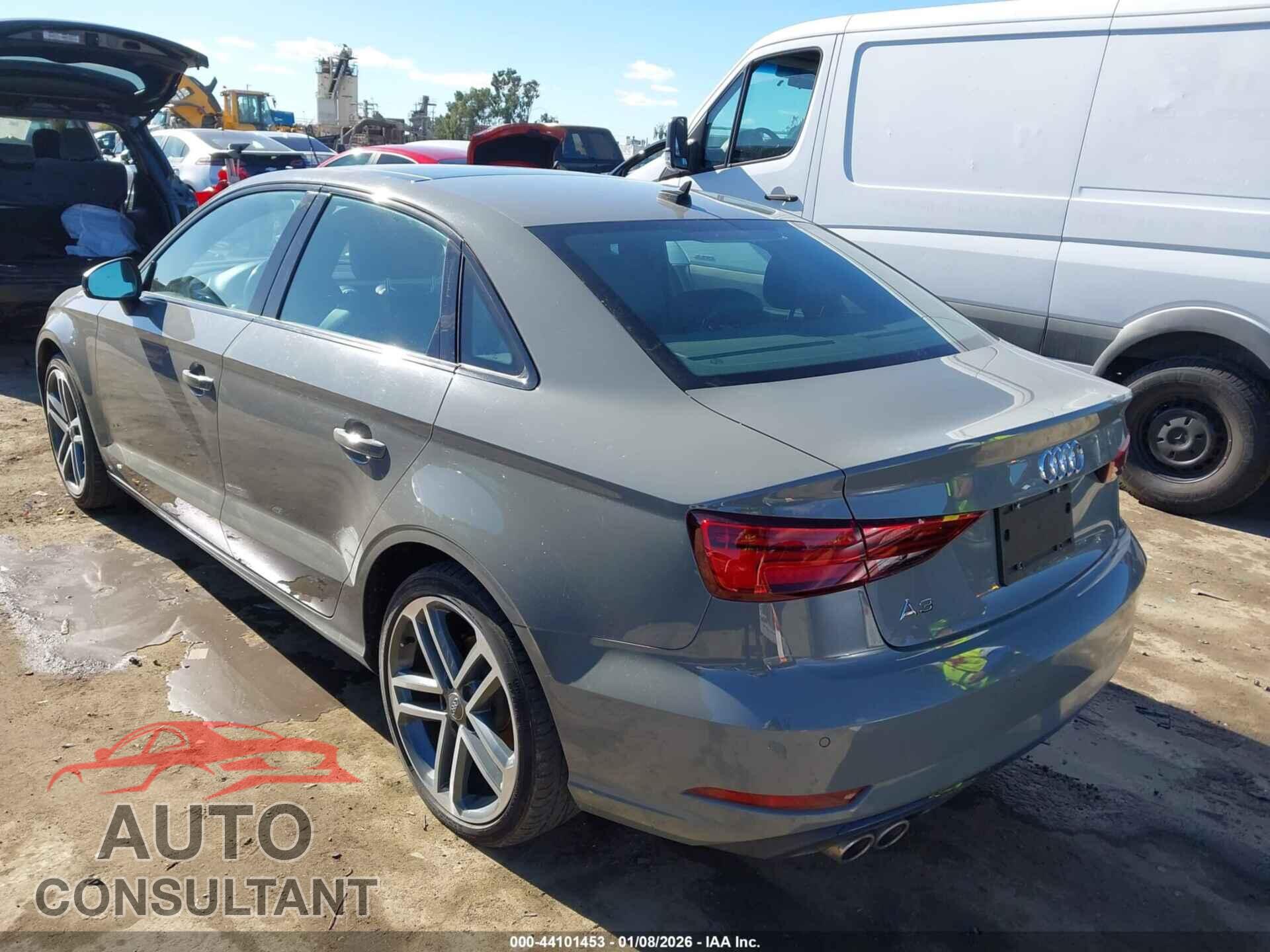 AUDI A3 2020 - WAUAUGFF2LA095458