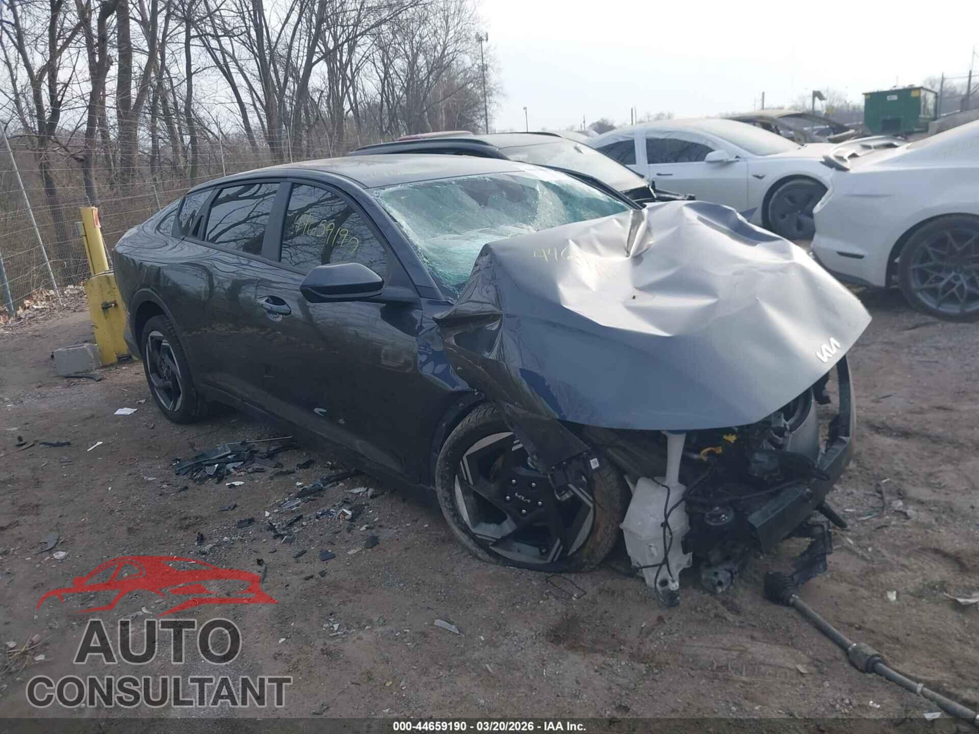 KIA K4 2025 - 3KPFU4DE7SE033096