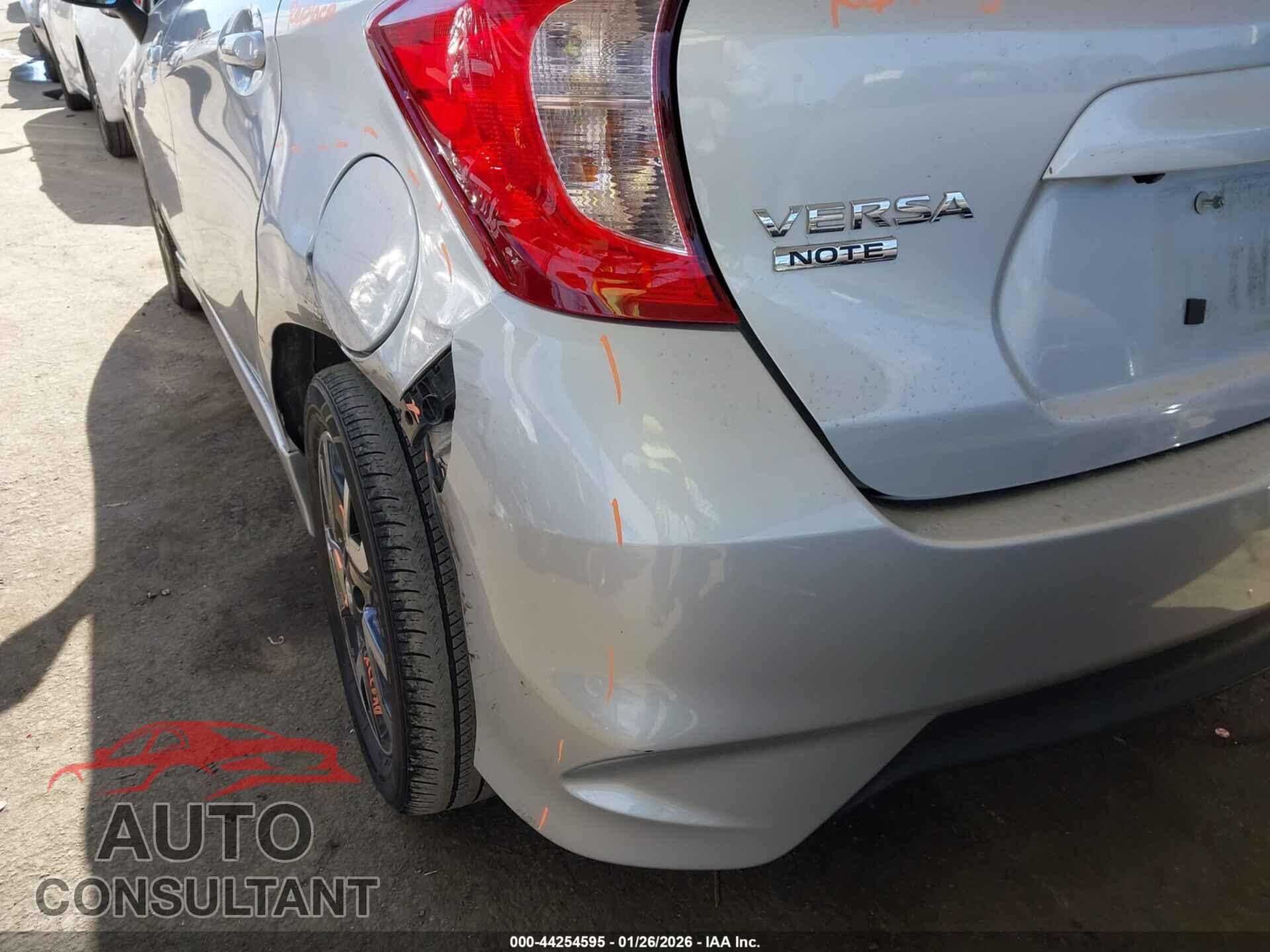 NISSAN VERSA NOTE 2017 - 3N1CE2CP0HL352127