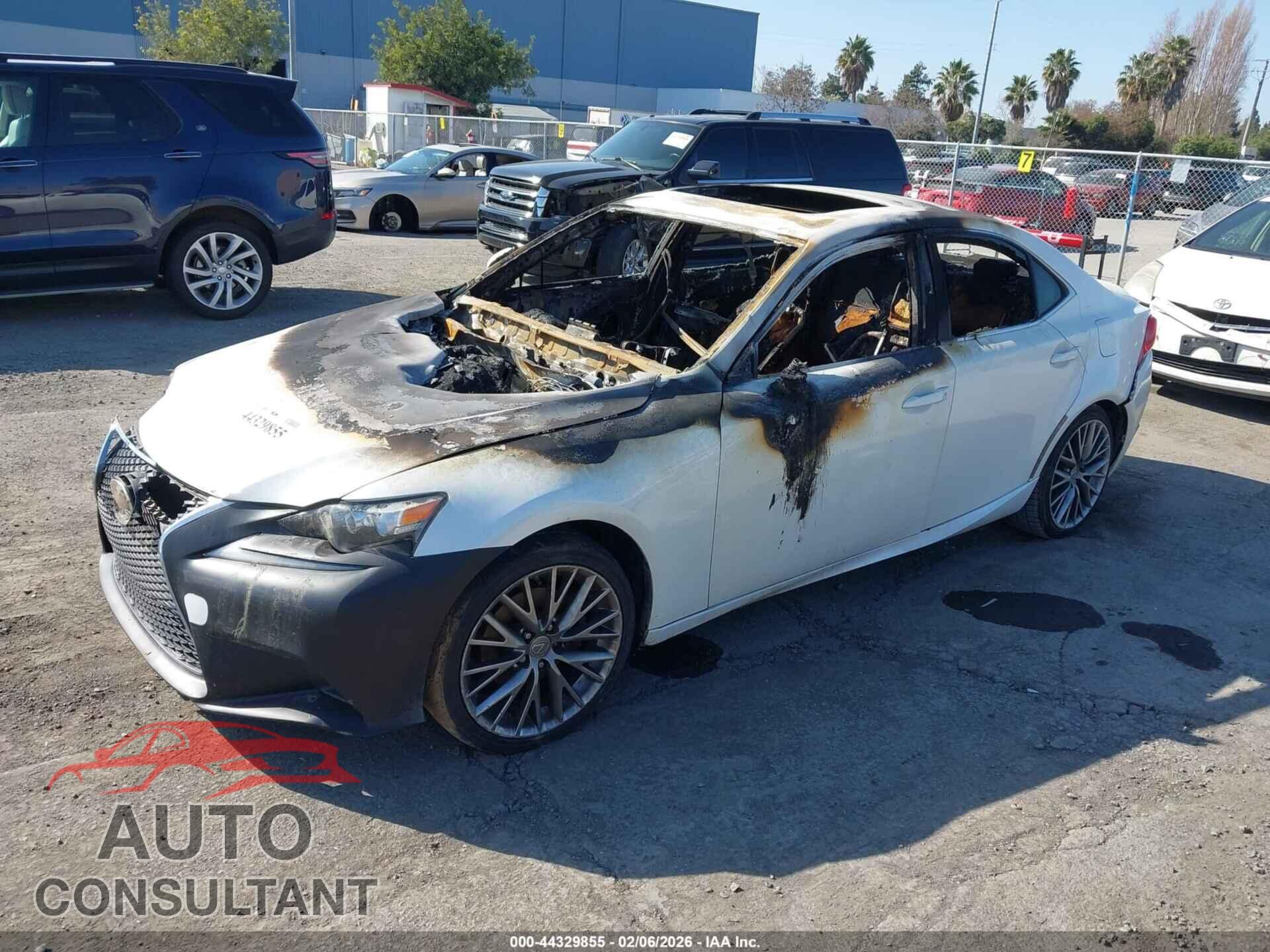 LEXUS IS 250 2014 - JTHBF1D20E5010805