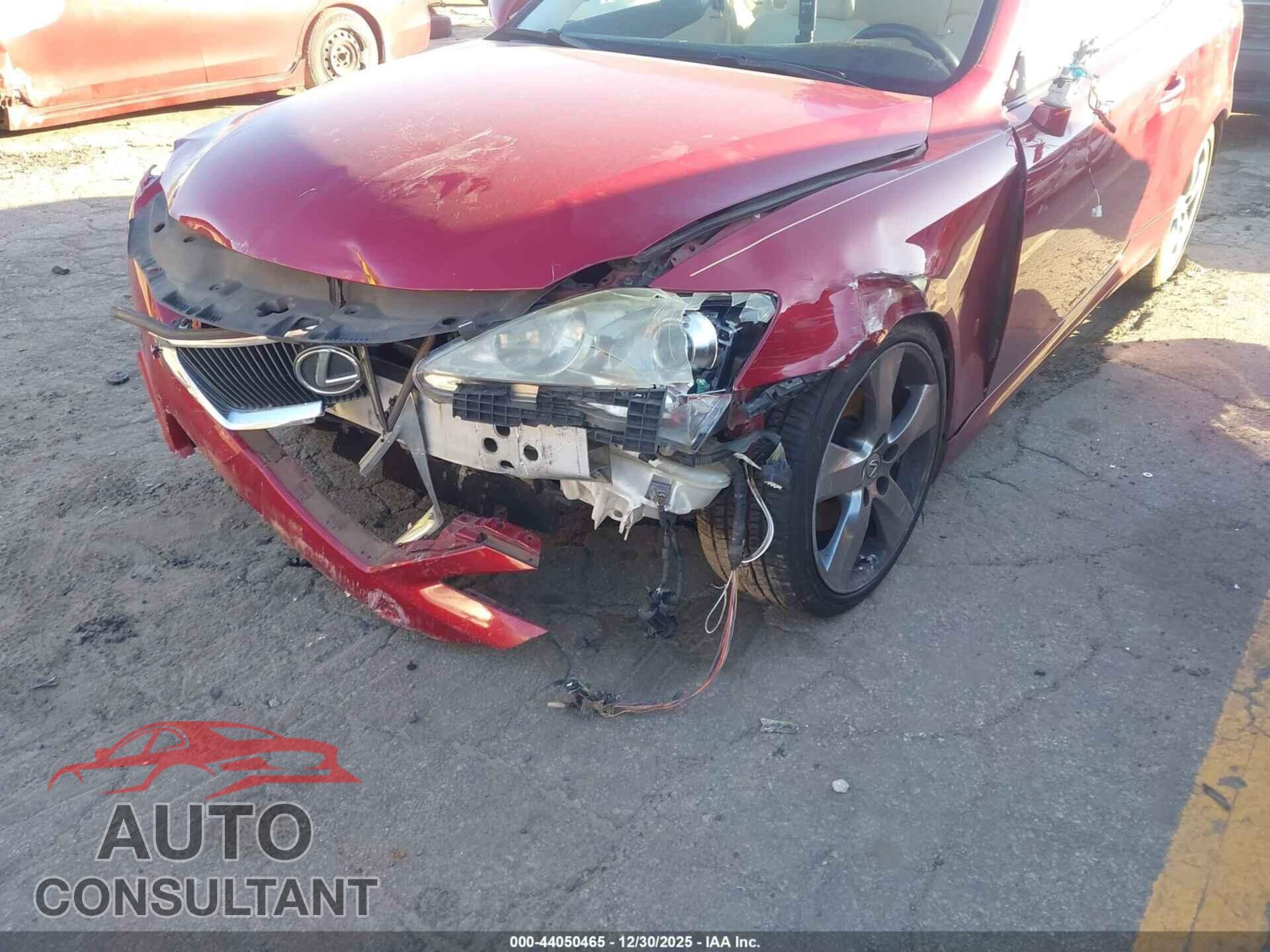 LEXUS IS 250C 2010 - JTHFF2C26A2506597
