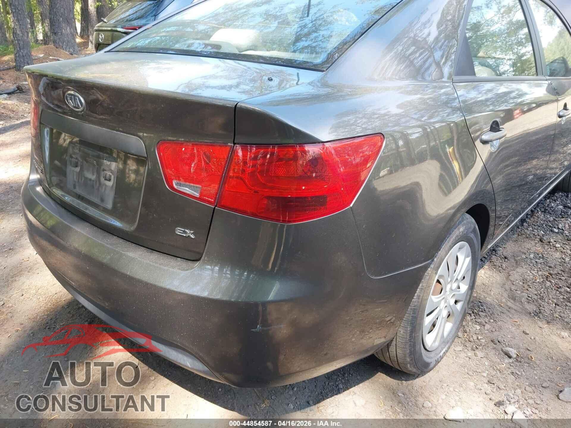 KIA FORTE 2010 - KNAFU4A20A5847835