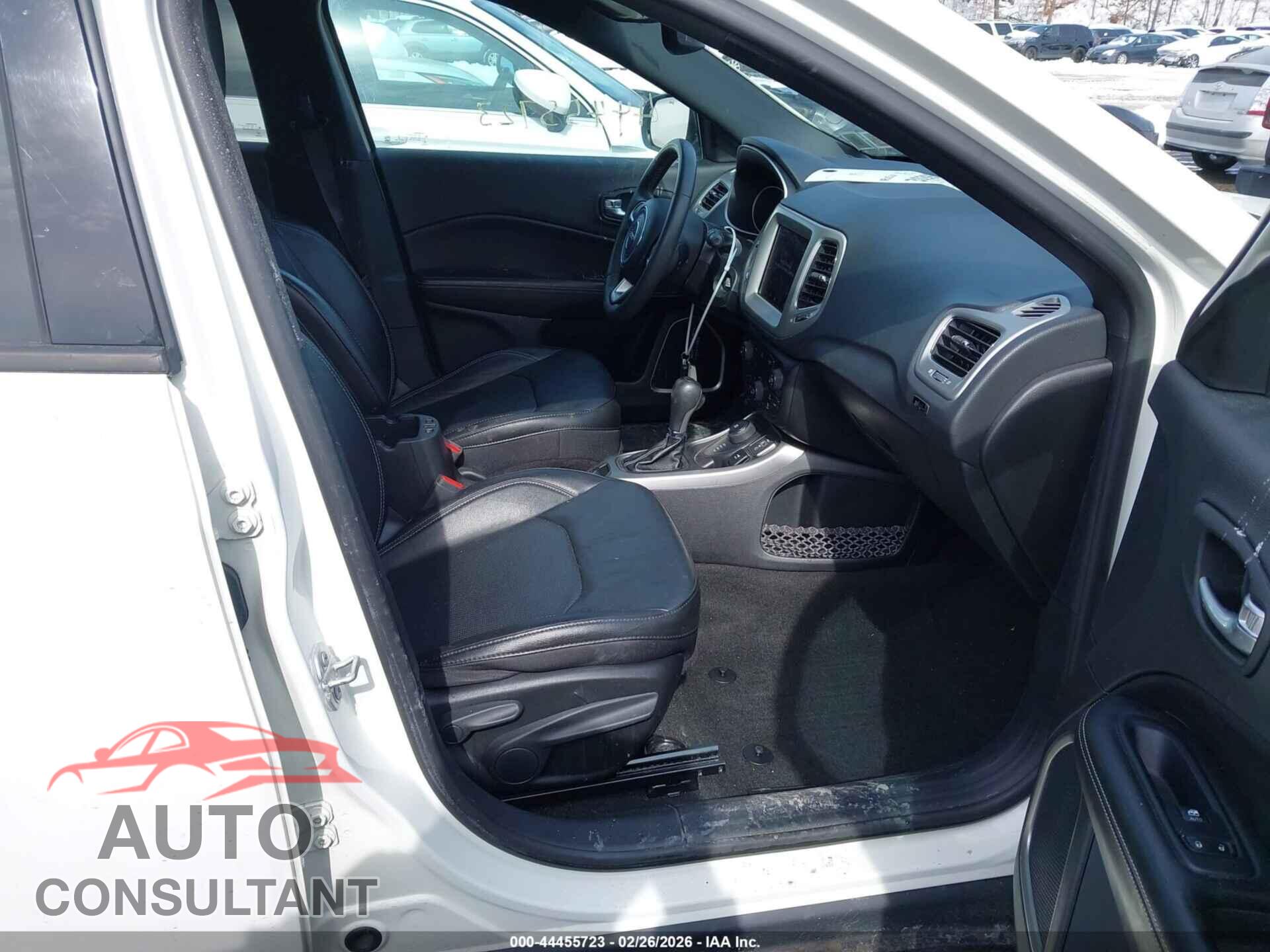 JEEP COMPASS 2021 - 3C4NJDEB2MT524439
