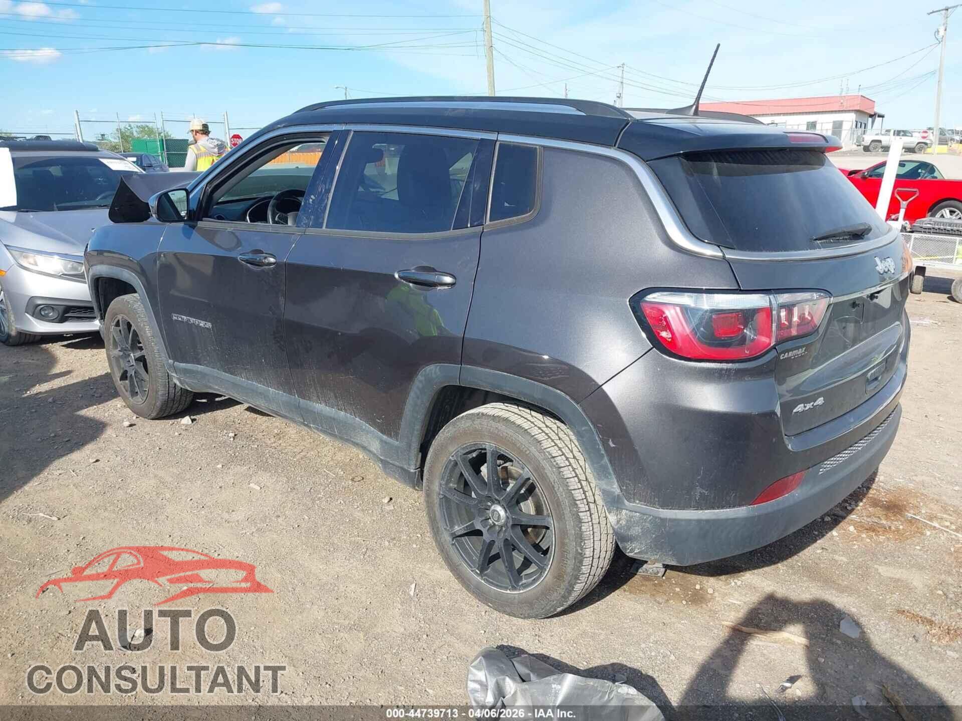 JEEP COMPASS 2018 - 3C4NJDCB2JT267121