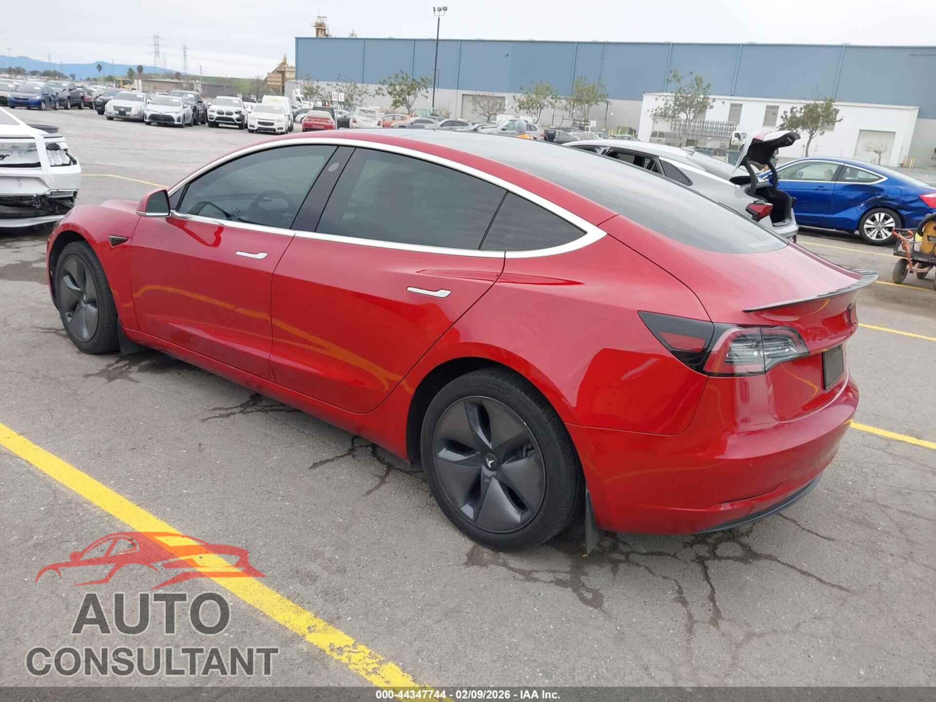 TESLA MODEL 3 2019 - 5YJ3E1EB8KF387237