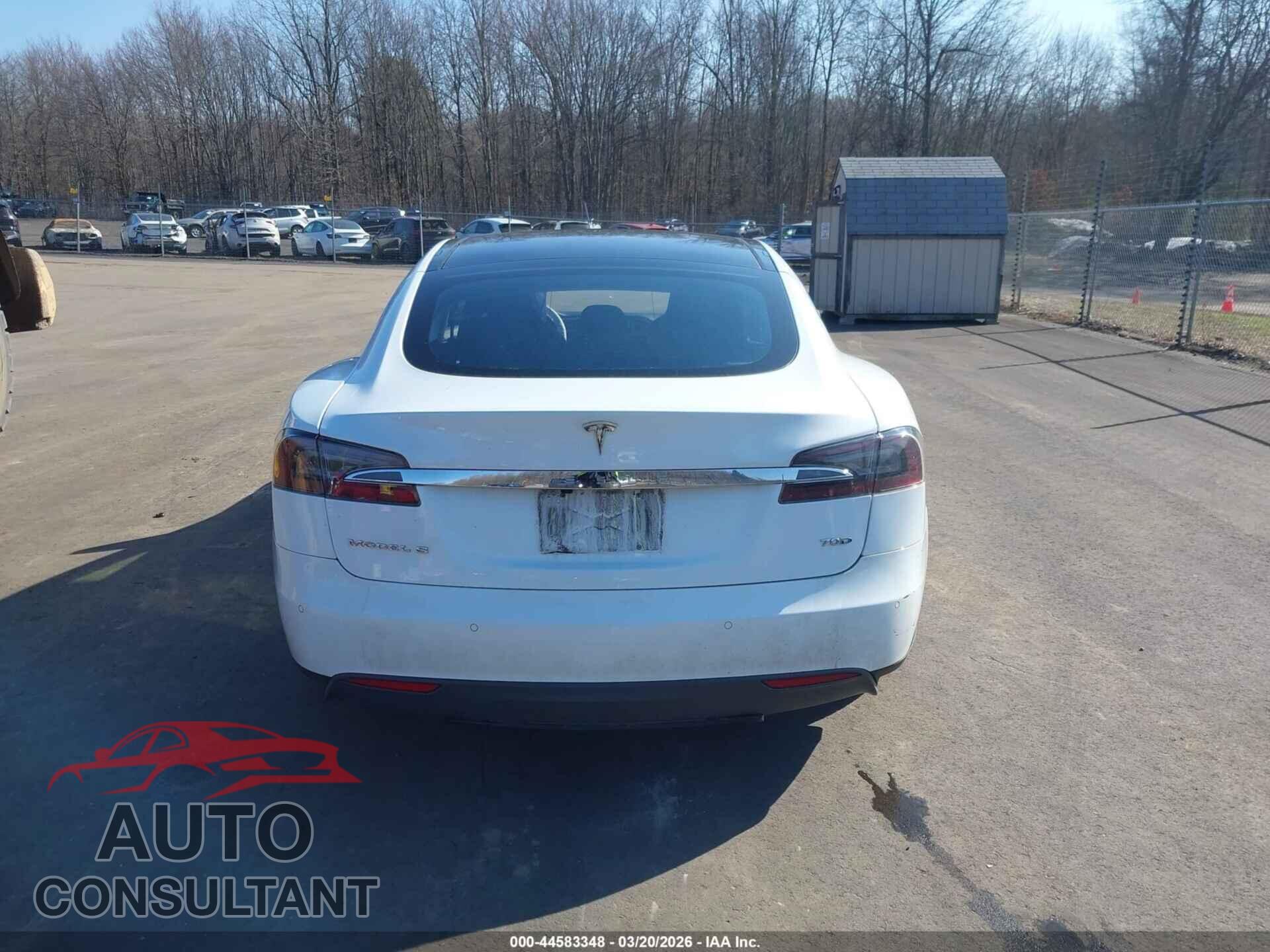 TESLA MODEL S 2015 - 5YJSA1S28FF090857