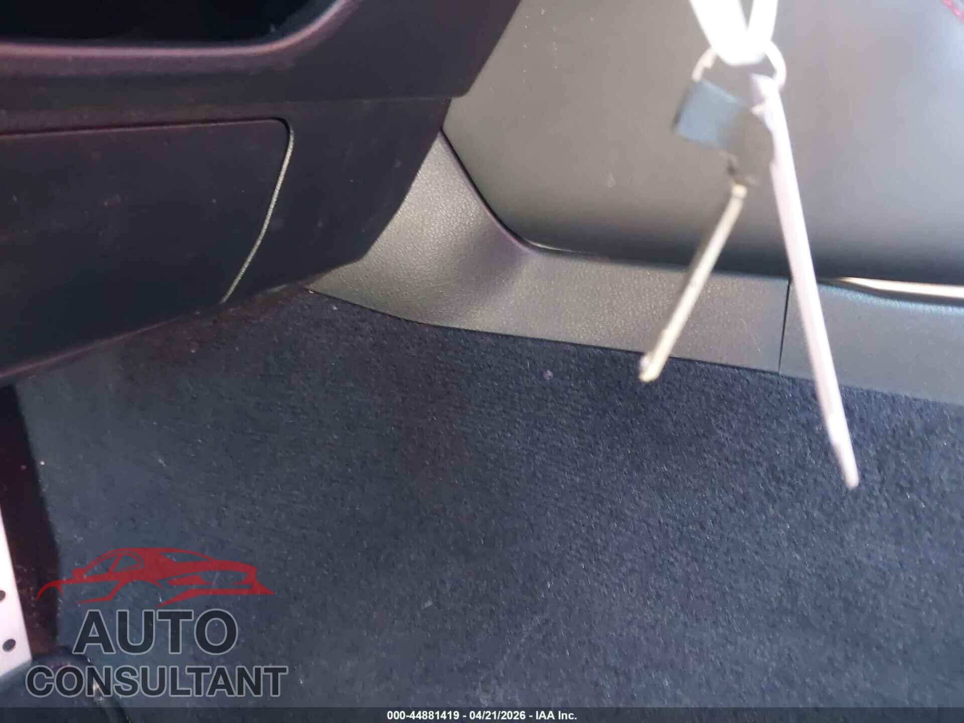 LEXUS IS 250 2015 - JTHCF1D22F5028048