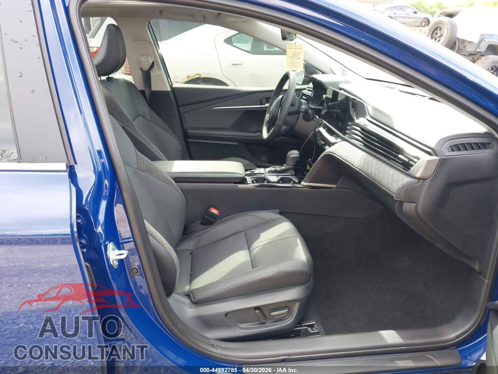 TOYOTA CAMRY 2026 - 4T1DBADK1TU039928