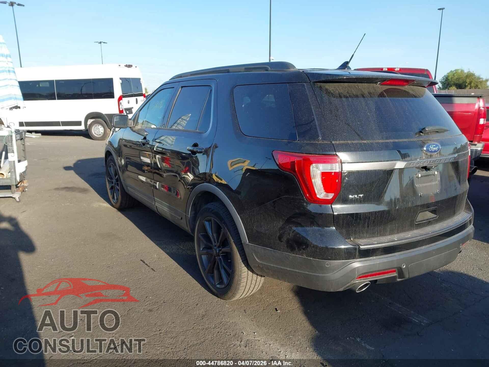 FORD EXPLORER 2018 - 1FM5K7D82JGB18287