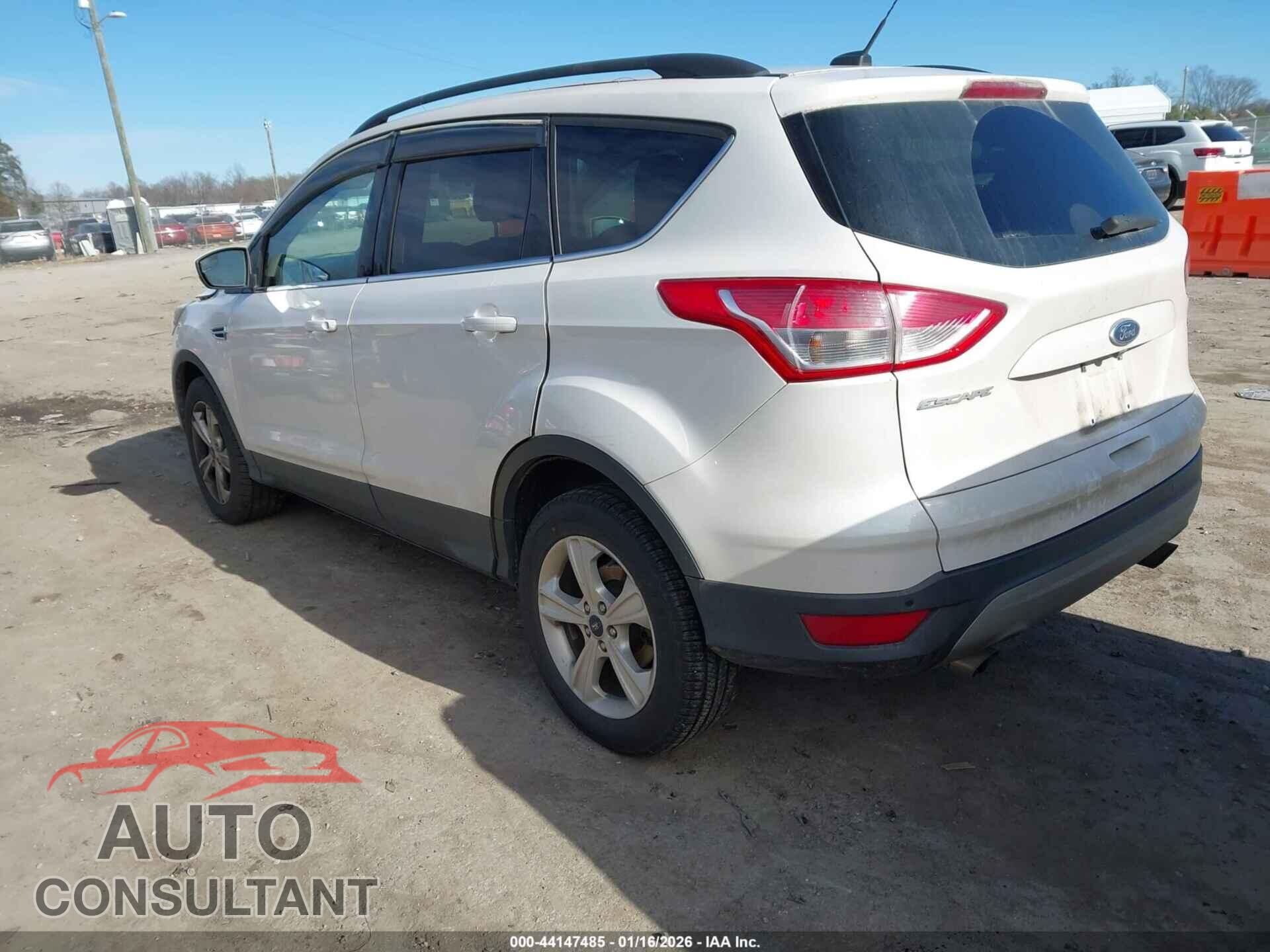 FORD ESCAPE 2016 - 1FMCU9G90GUC63243