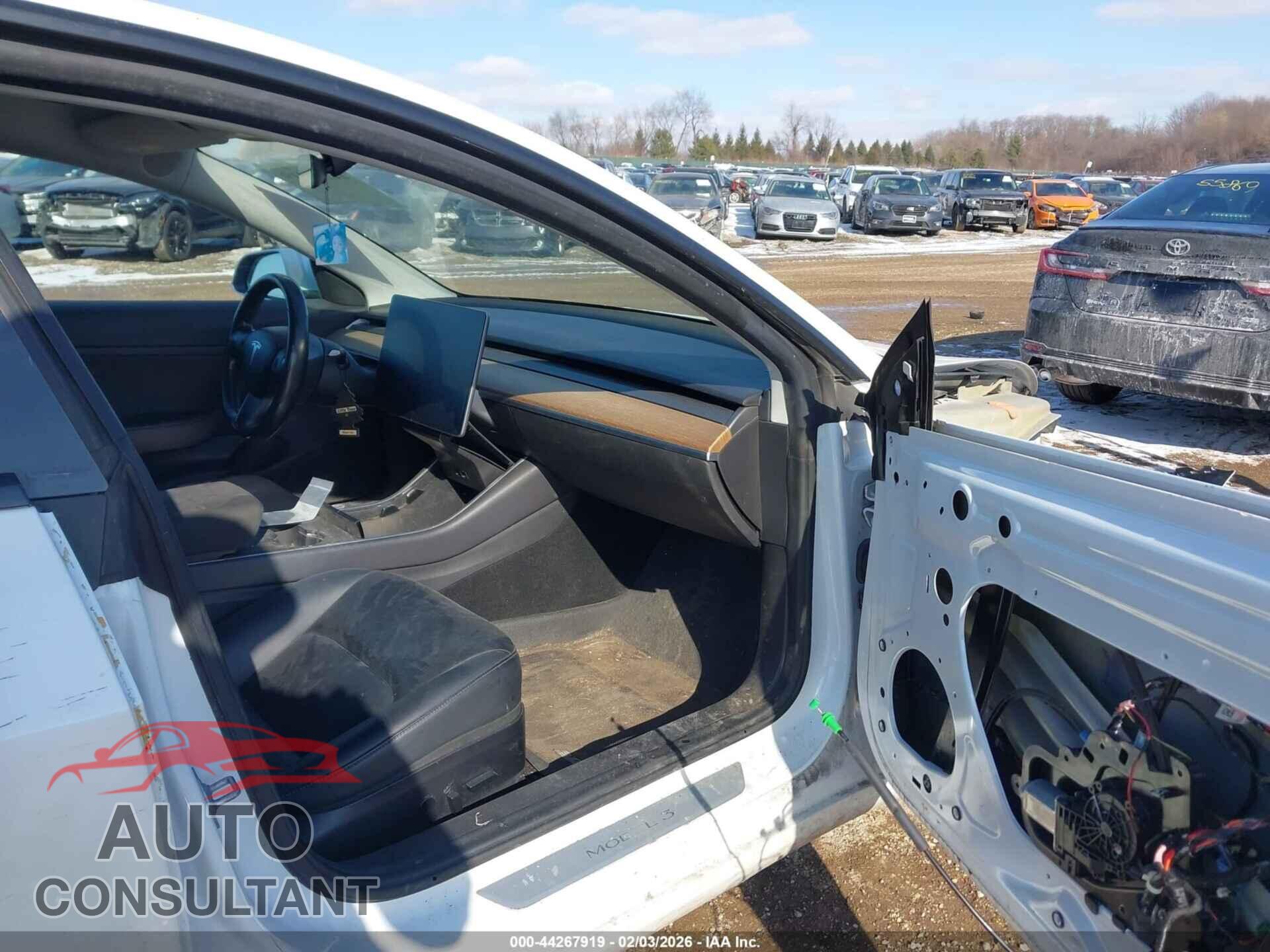 TESLA MODEL 3 2019 - 5YJ3E1EA7KF314108