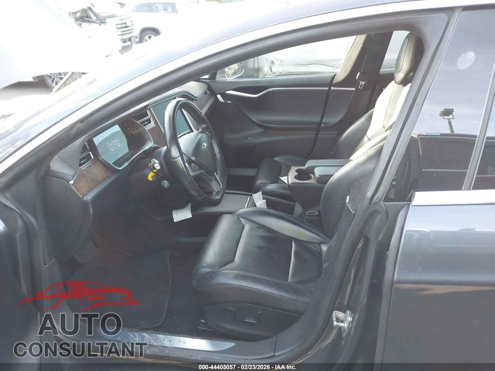 TESLA MODEL S 2017 - 5YJSA1E23HF194591