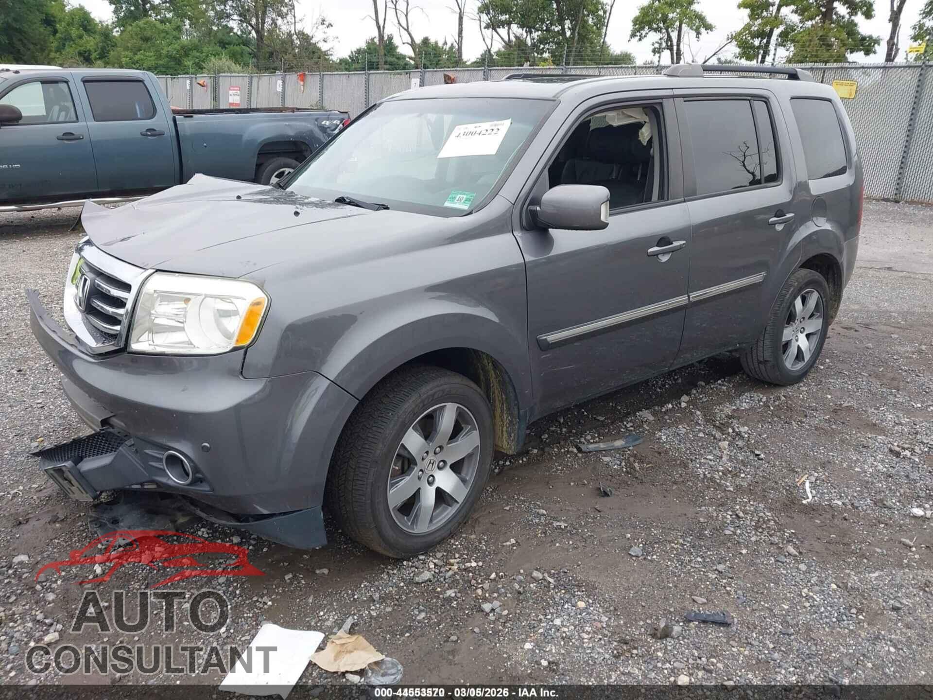 HONDA PILOT 2015 - 5FNYF4H98FB015903