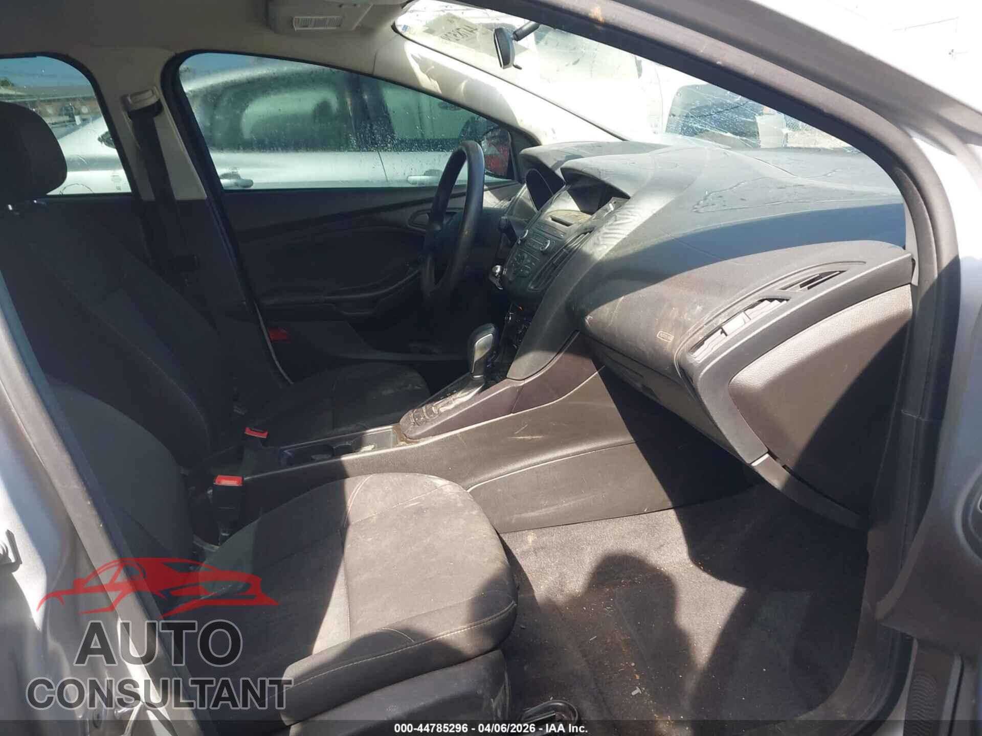 FORD FOCUS 2016 - 1FADP3E26GL366195