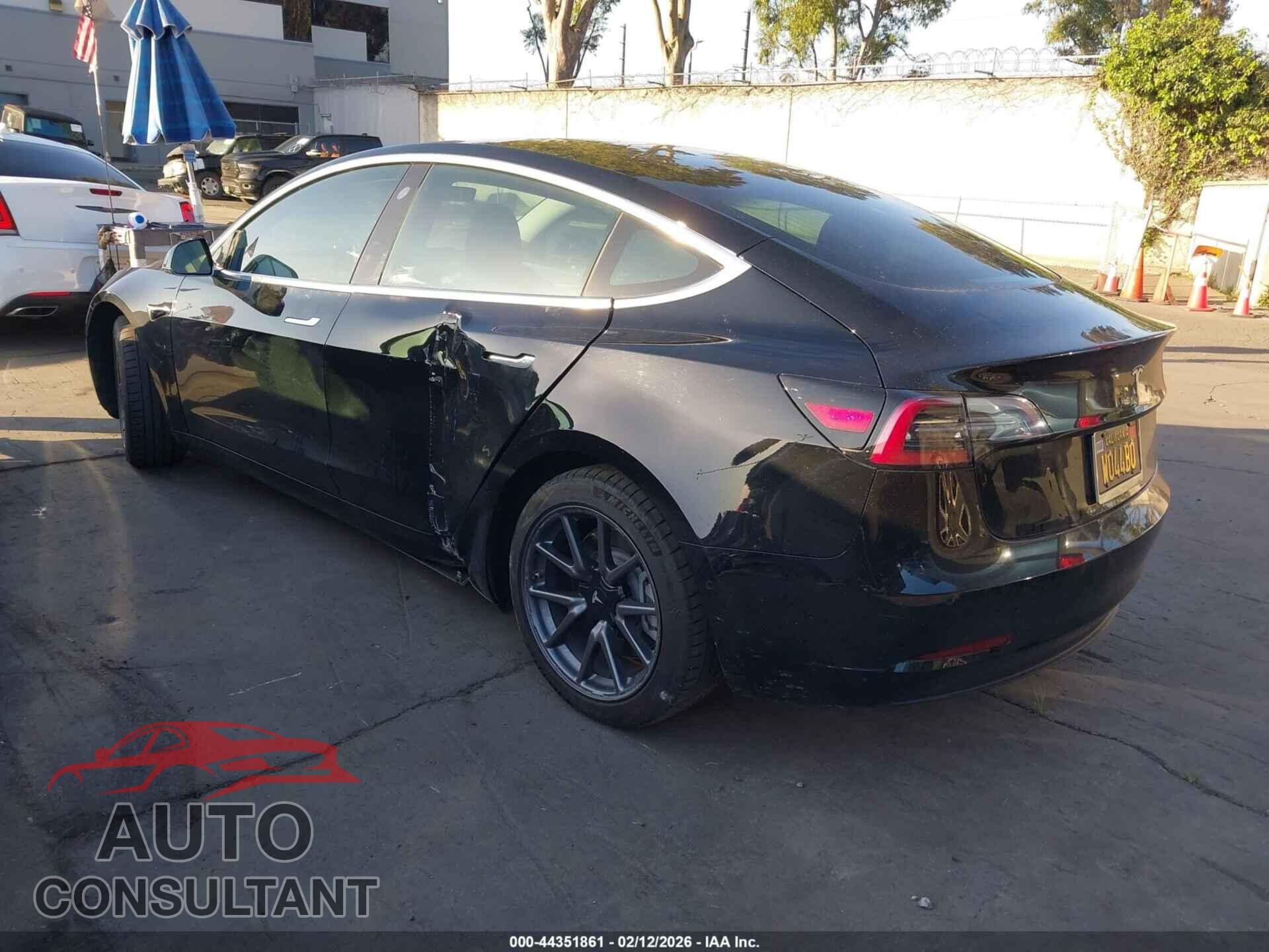 TESLA MODEL 3 2018 - 5YJ3E1EA5JF173442