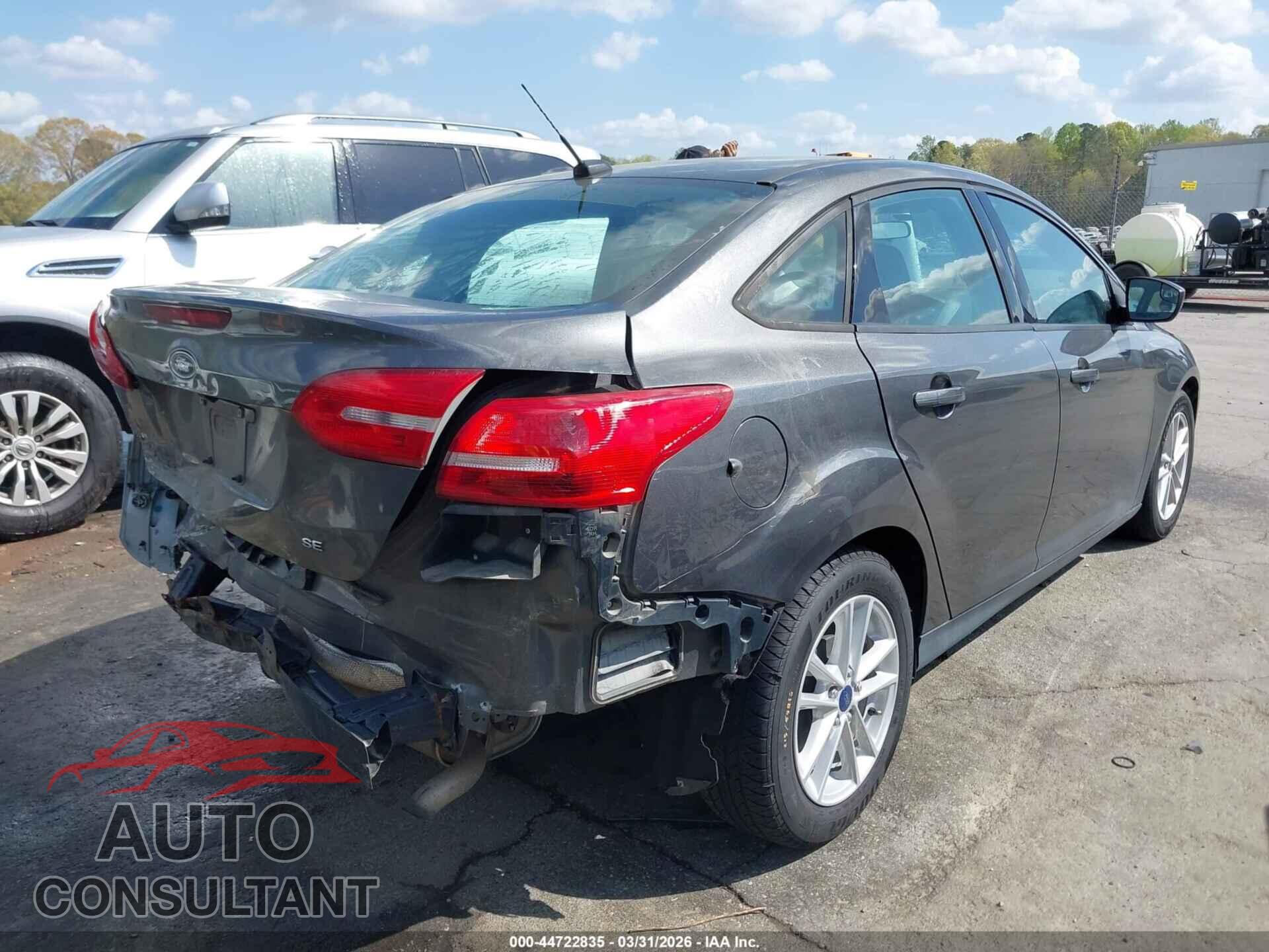 FORD FOCUS 2018 - 1FADP3F22JL255682