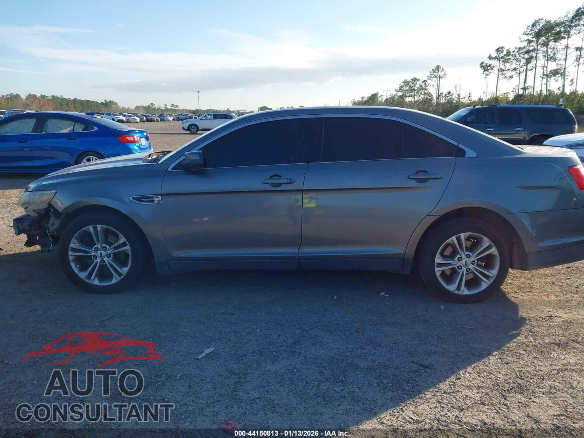 FORD TAURUS 2014 - 1FAHP2E82EG122470