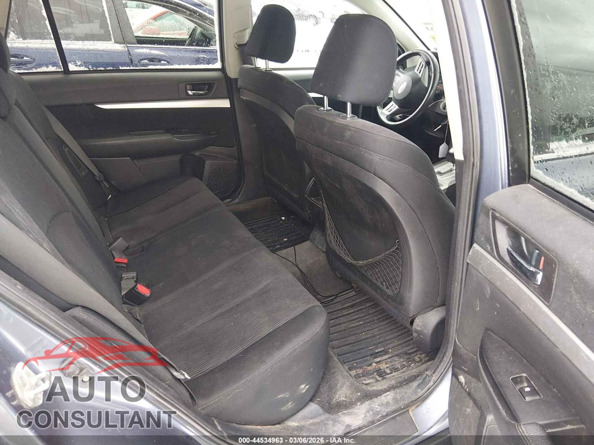 SUBARU OUTBACK 2013 - 4S4BRBCC6D3304238