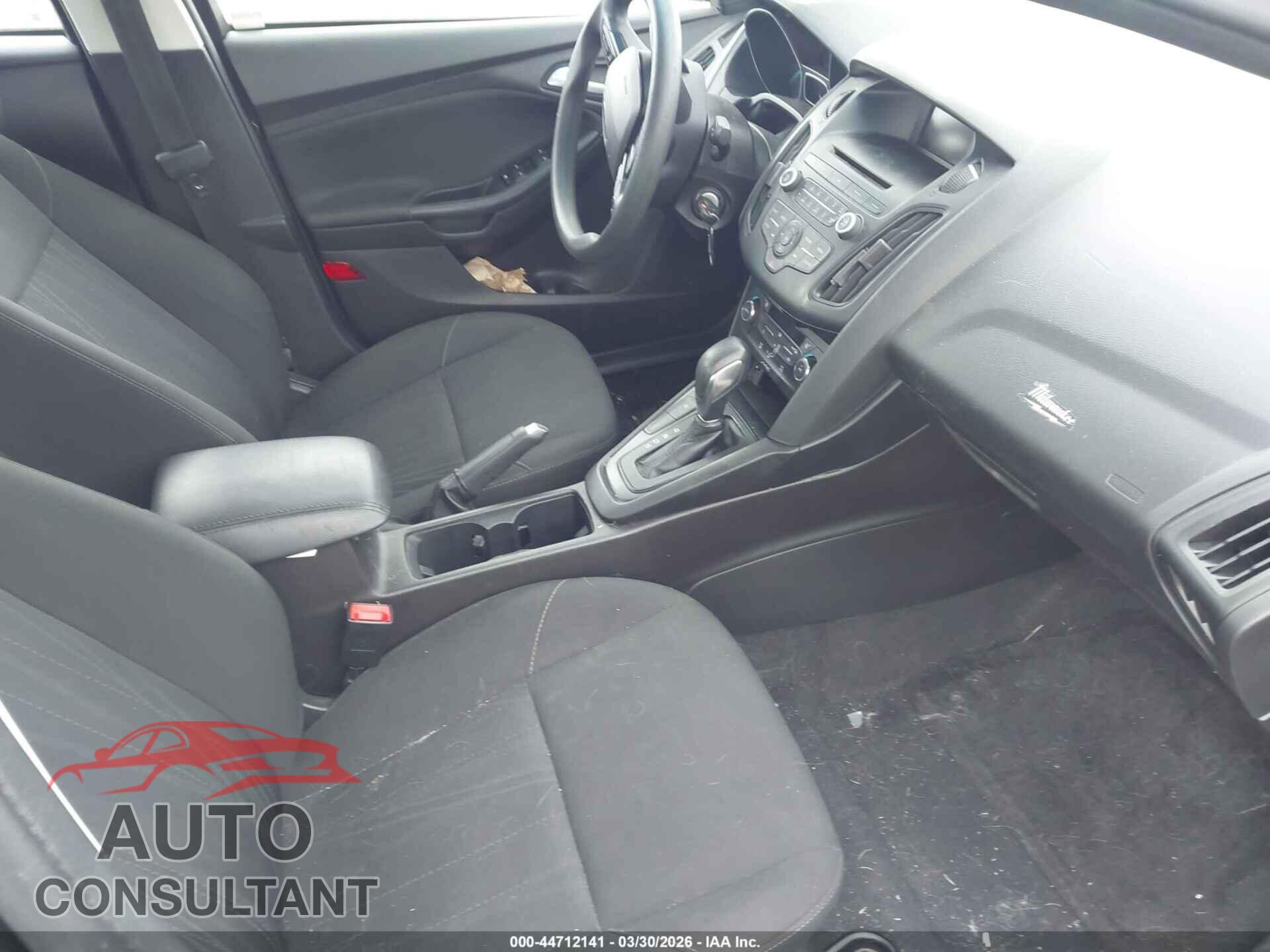 FORD FOCUS 2017 - 1FADP3FE5HL275350