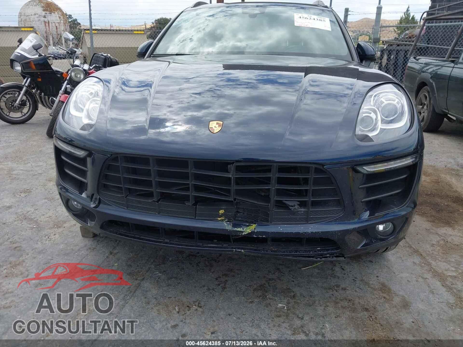 PORSCHE MACAN 2018 - WP1AA2A51JLB11517