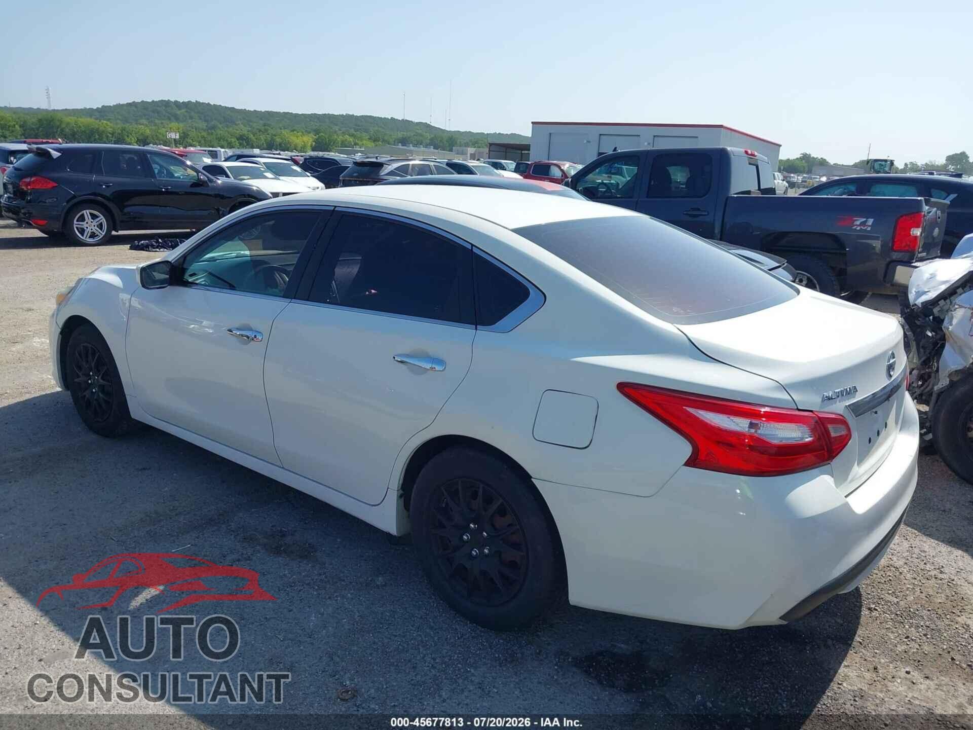 NISSAN ALTIMA 2017 - 1N4AL3APXHC281815