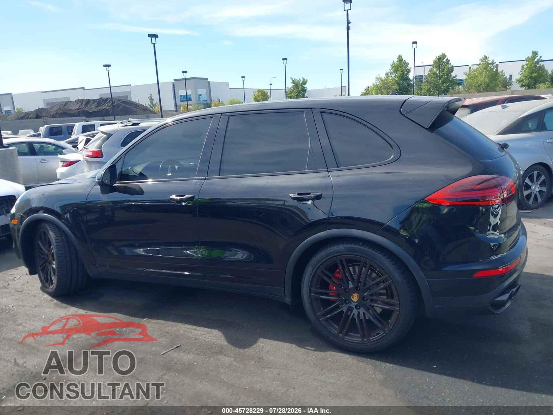 PORSCHE CAYENNE 2016 - WP1AC2A21GLA88877