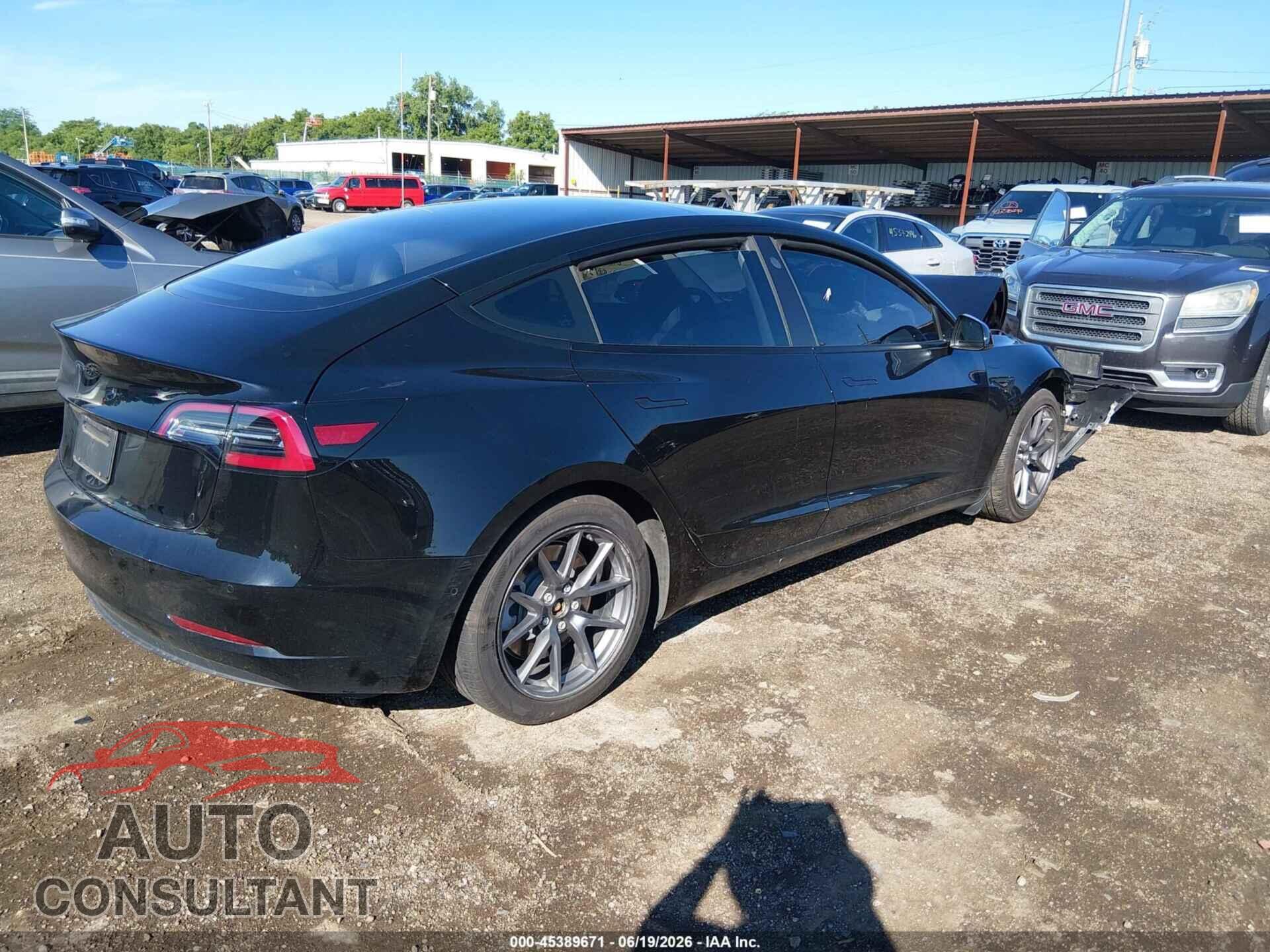 TESLA MODEL 3 2021 - 5YJ3E1EA7MF851130