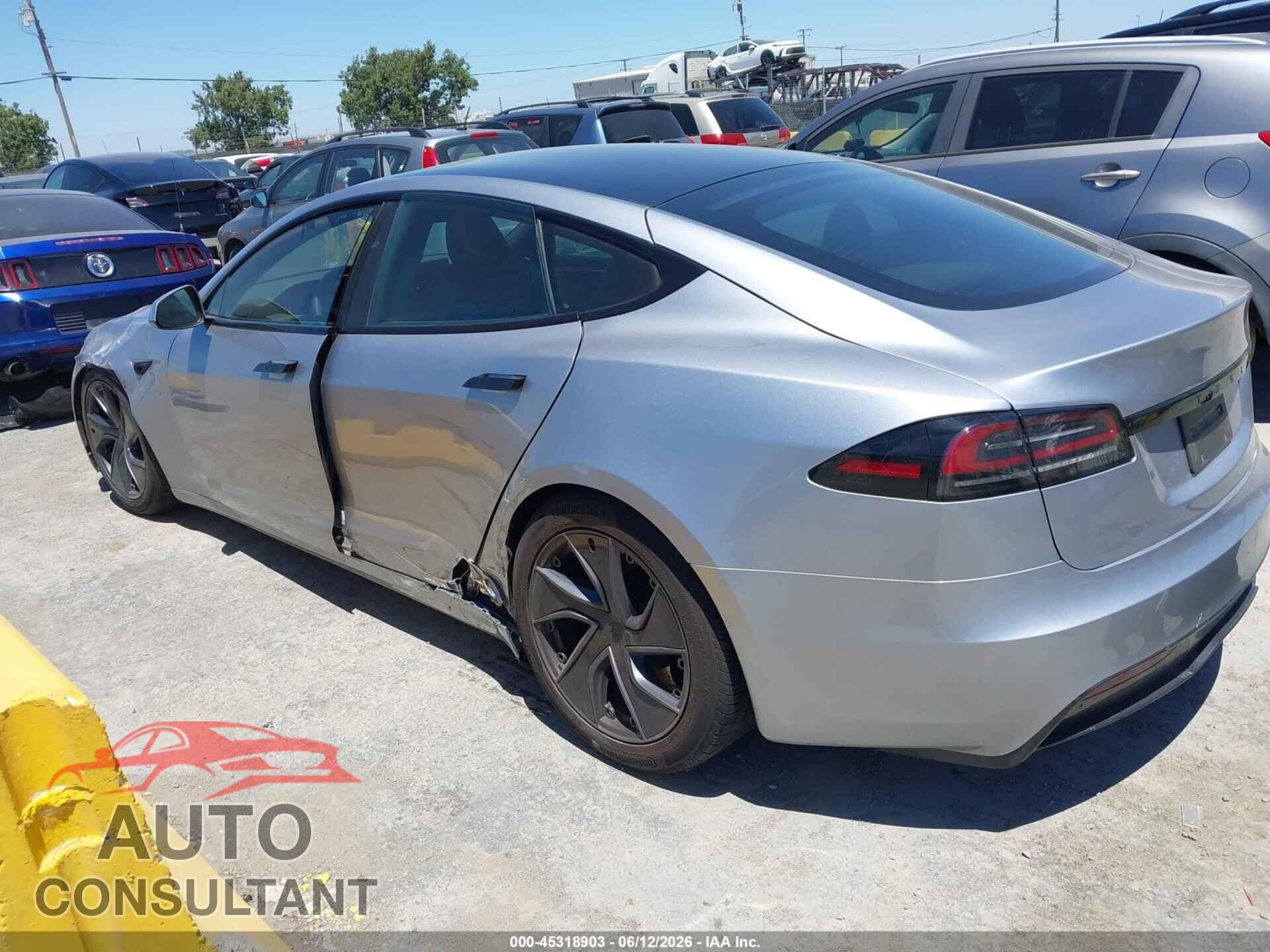 TESLA MODEL S 2026 - 5YJSA1E5XTF552353