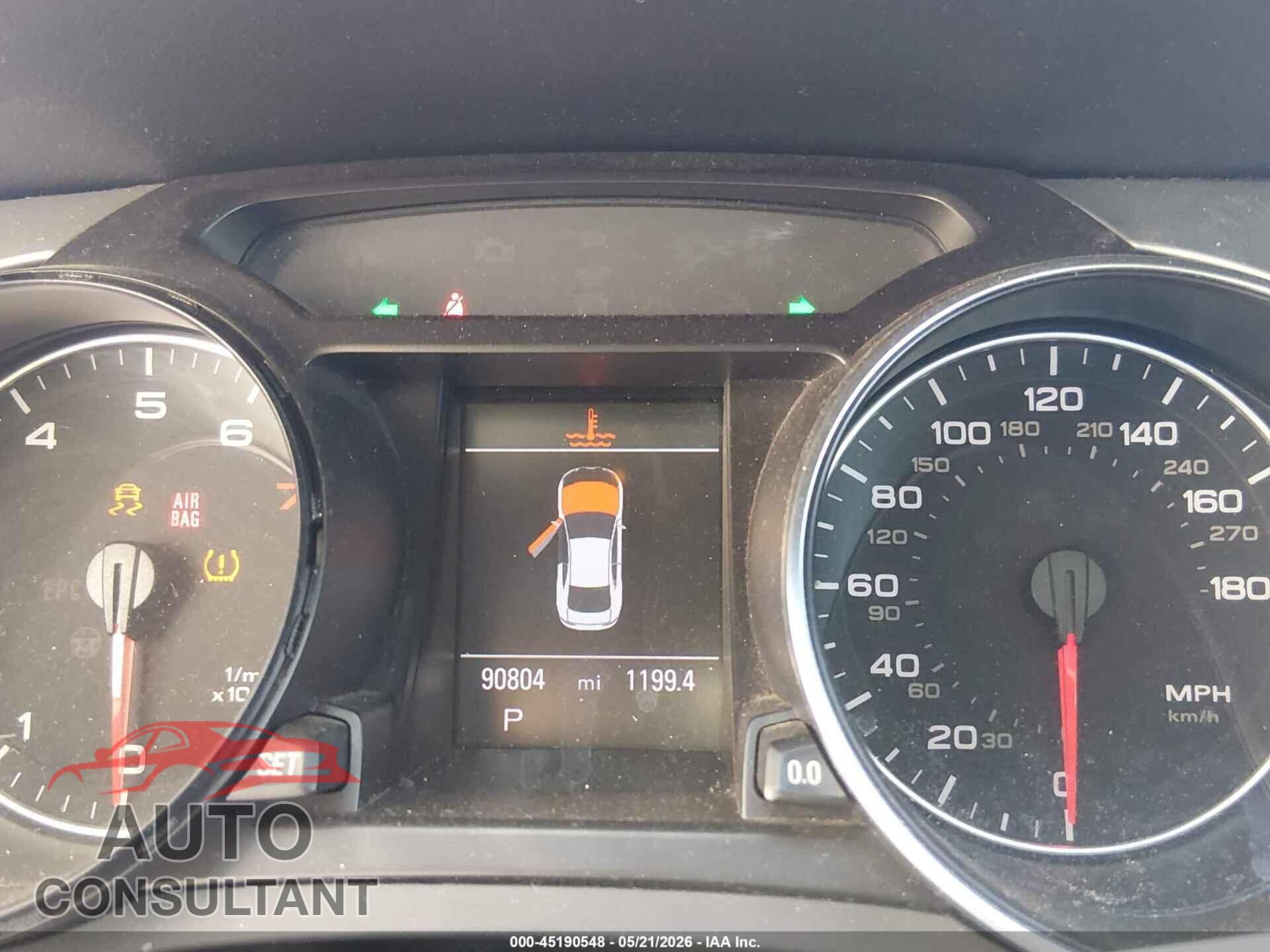 AUDI A5 2012 - WAULFAFR8CA003084