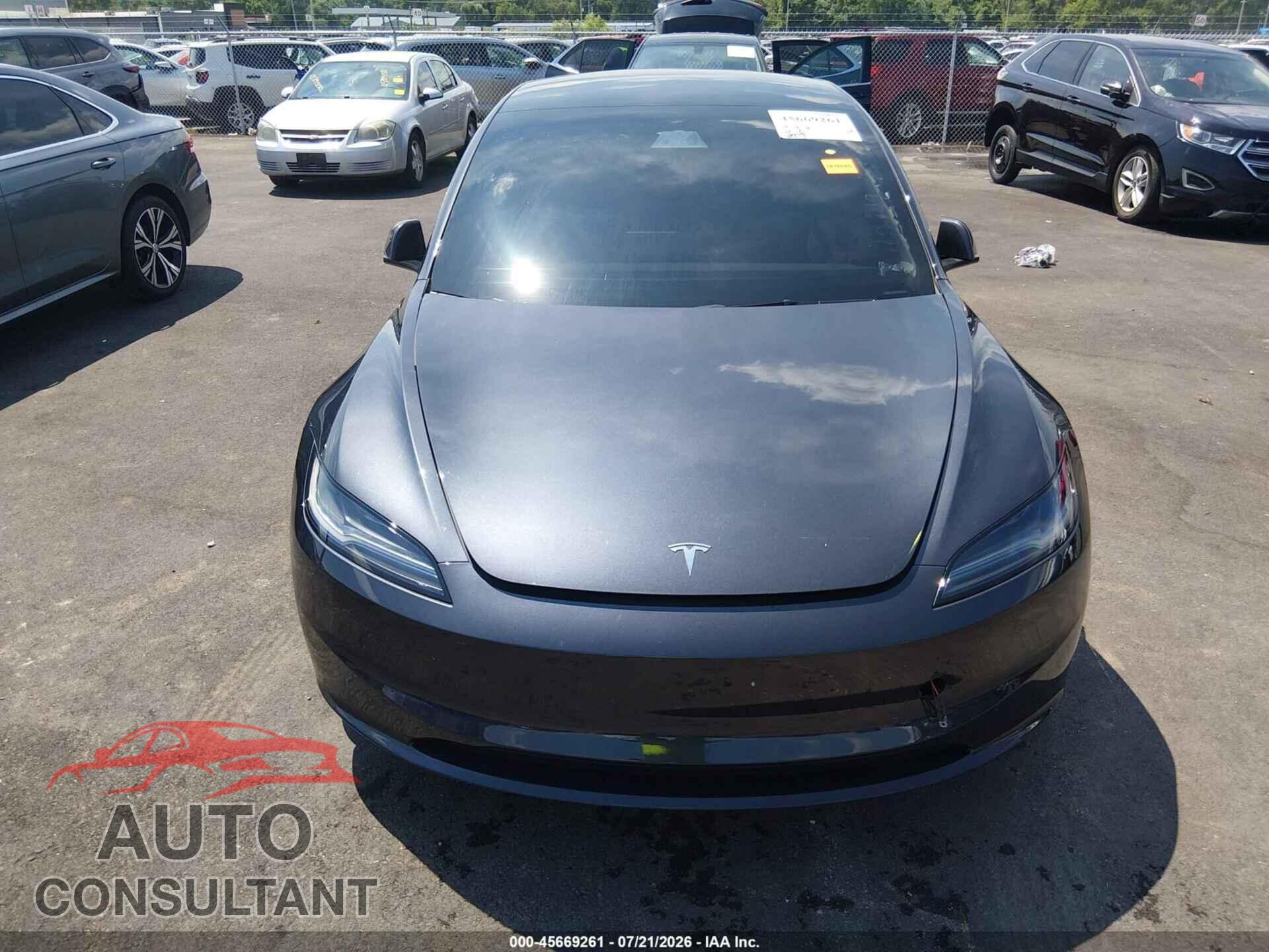 TESLA MODEL 3 2024 - 5YJ3E1EA0RF772101