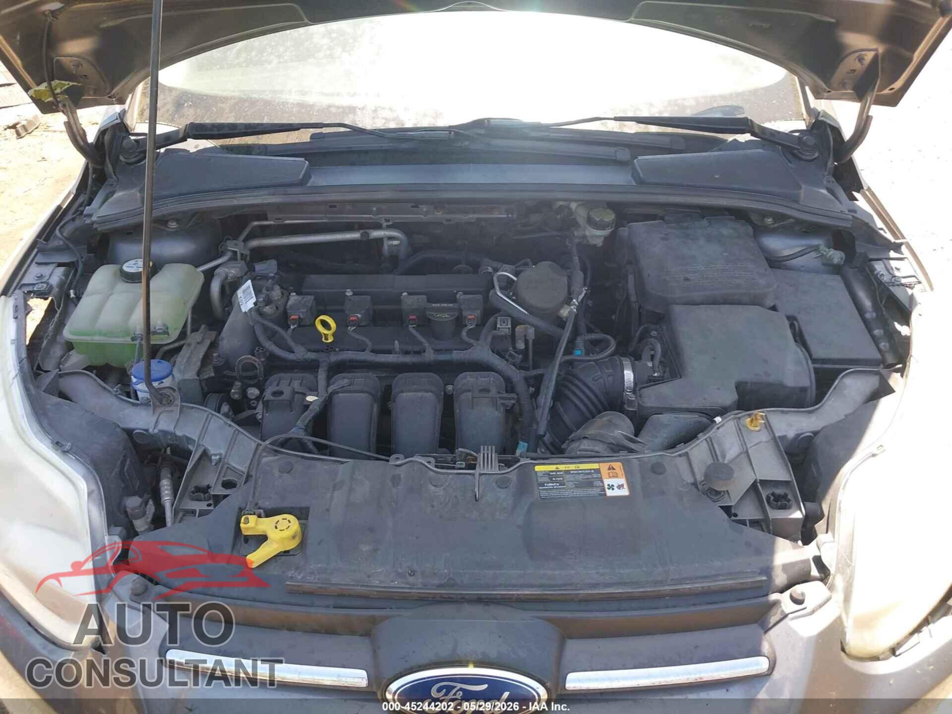 FORD FOCUS 2013 - 1FADP3F27DL351019