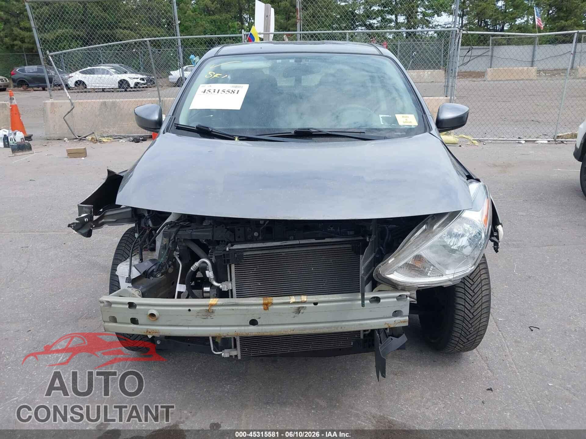 NISSAN VERSA 2019 - 3N1CN7AP3KL827843