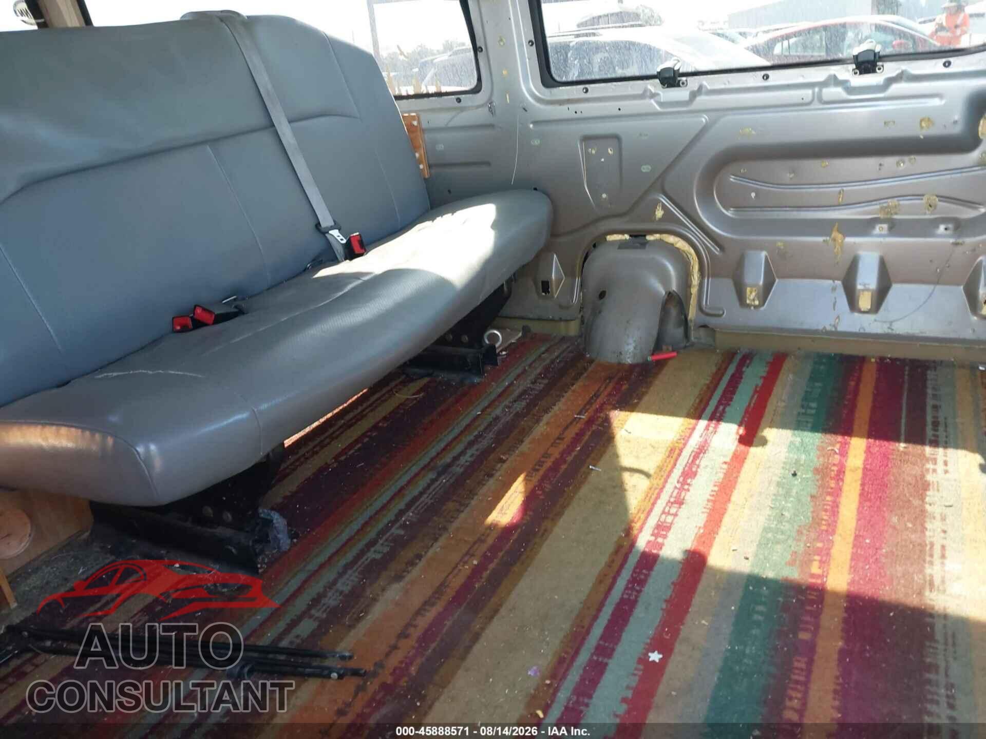 FORD E-350 SUPER DUTY 2011 - 1FBSS3BL3BDB29619