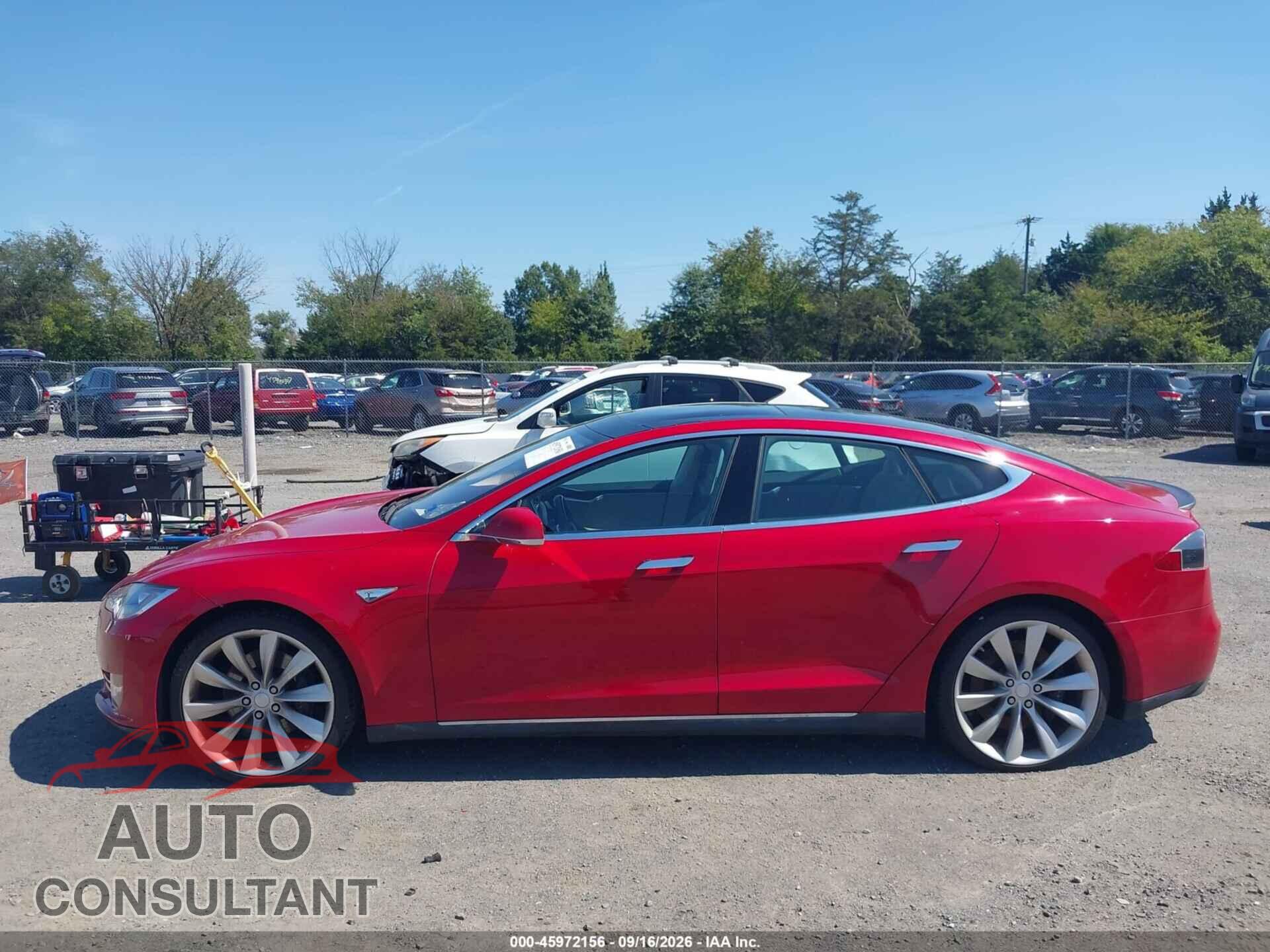 TESLA MODEL S 2013 - 5YJSA1CPXDFP09546
