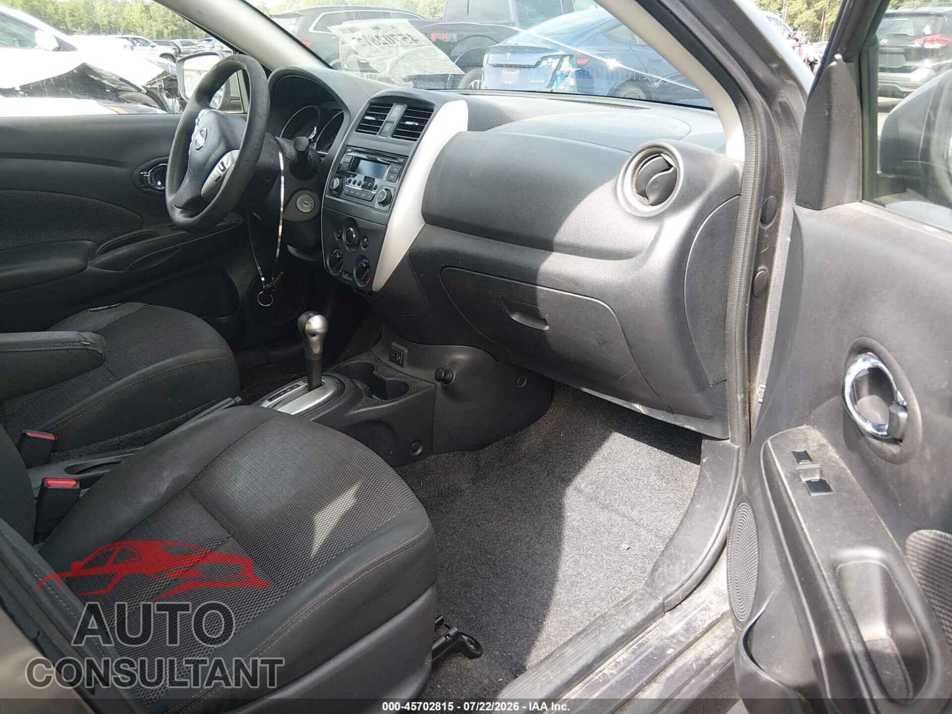 NISSAN VERSA 2017 - 3N1CN7AP3HL854436