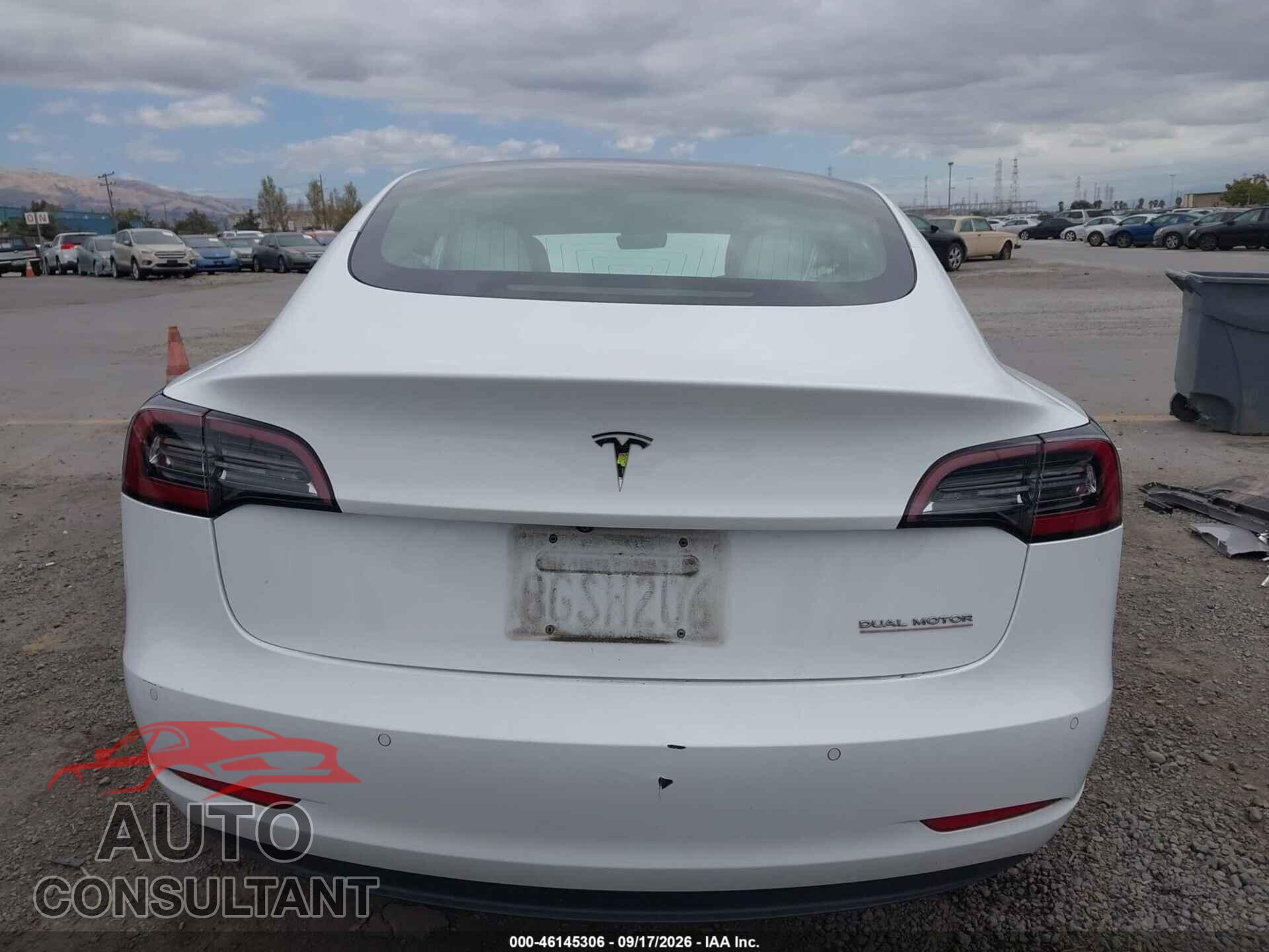 TESLA MODEL 3 2018 - 5YJ3E1EB2JF081357