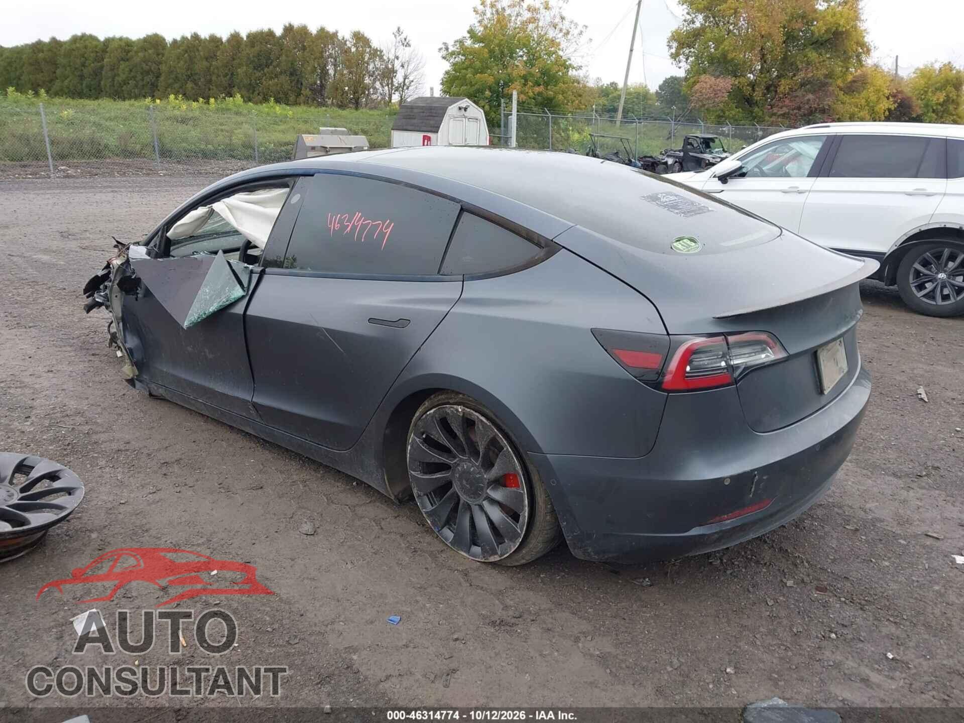 TESLA MODEL 3 2022 - 5YJ3E1EC8NF156366