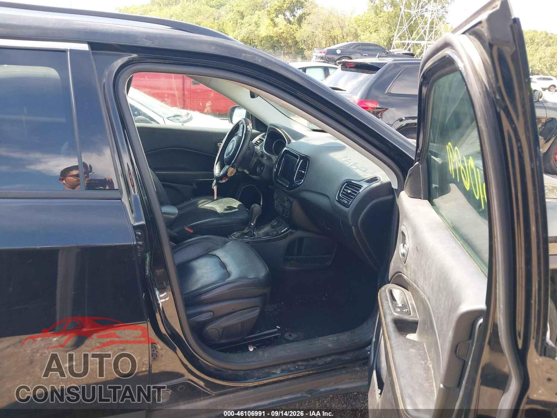 JEEP COMPASS 2018 - 3C4NJDCB2JT376131