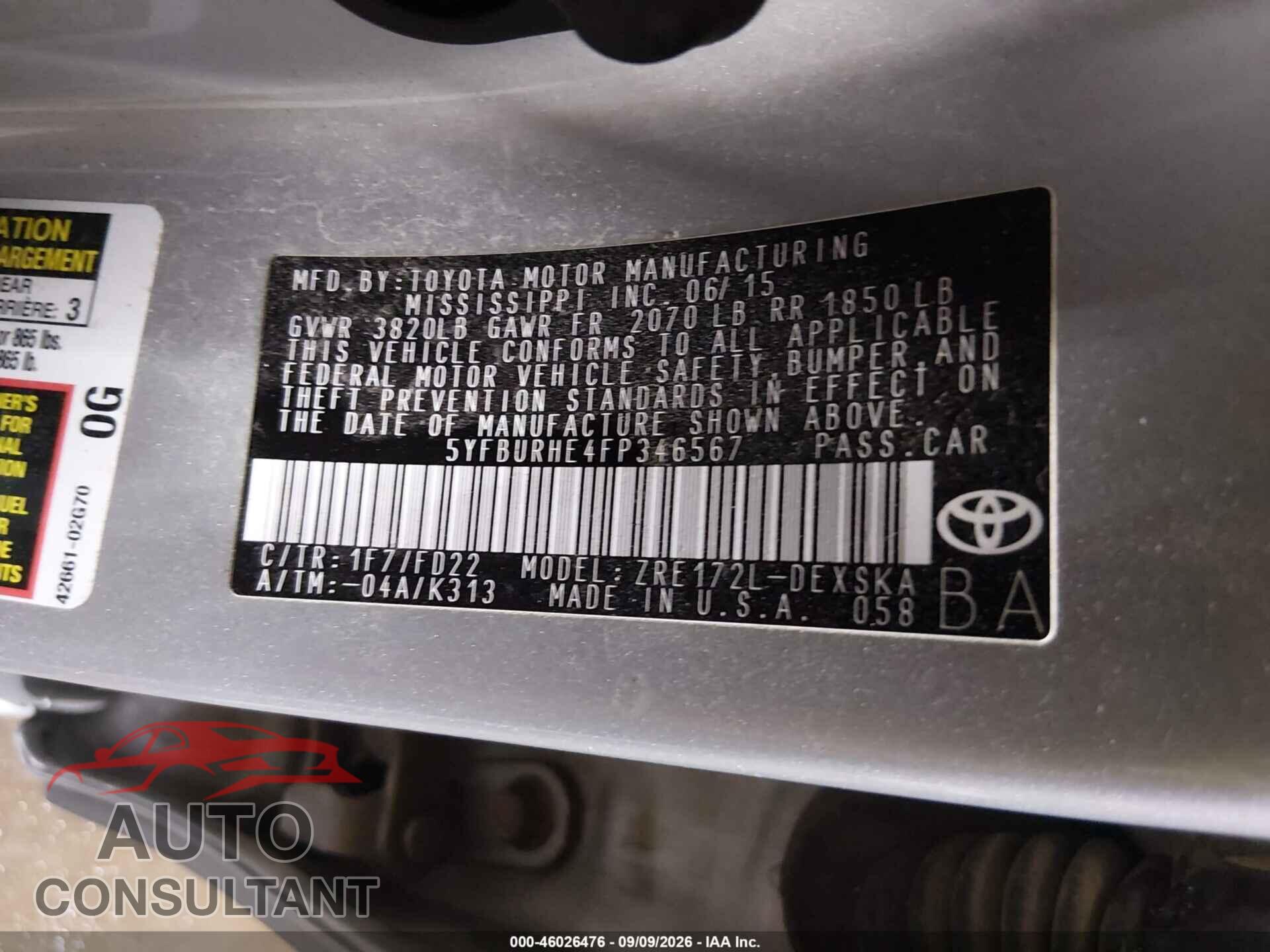 TOYOTA COROLLA 2015 - 5YFBURHE4FP346567