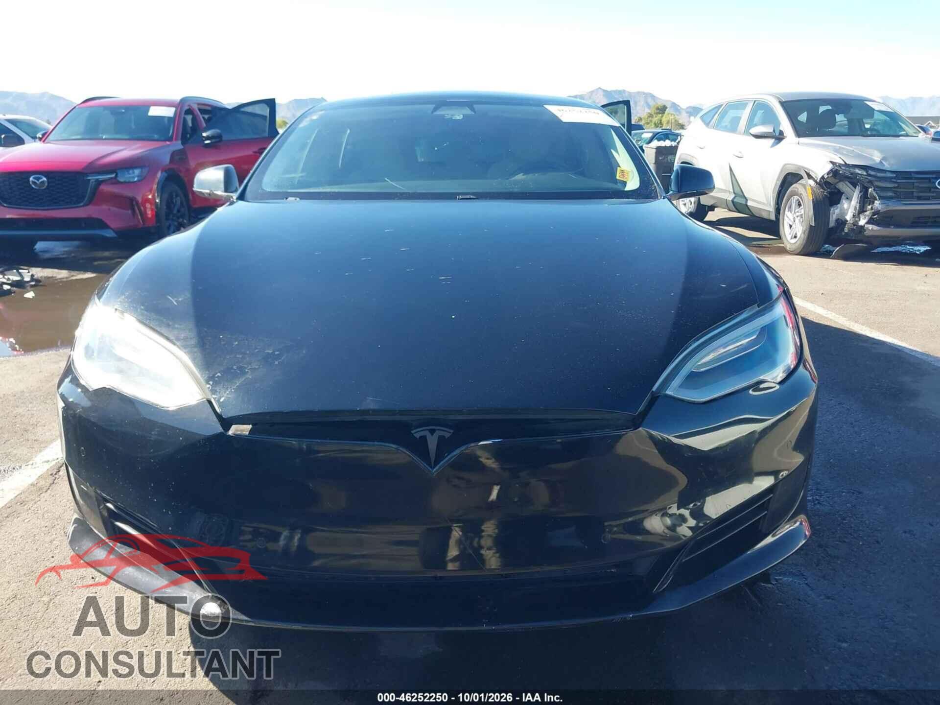 TESLA MODEL S 2018 - 5YJSA1E4XJF241462