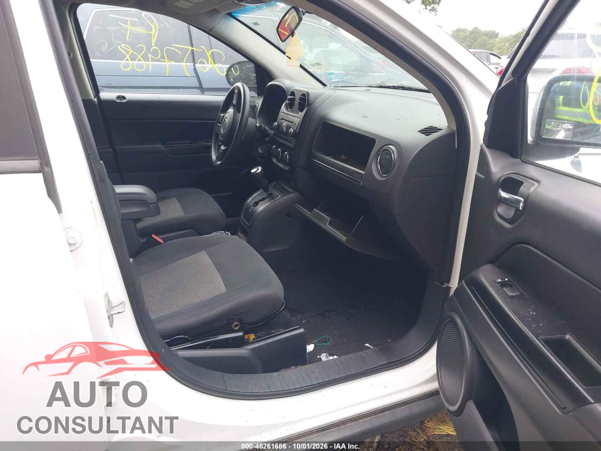 JEEP COMPASS 2011 - 1J4NF1FB2BD227604