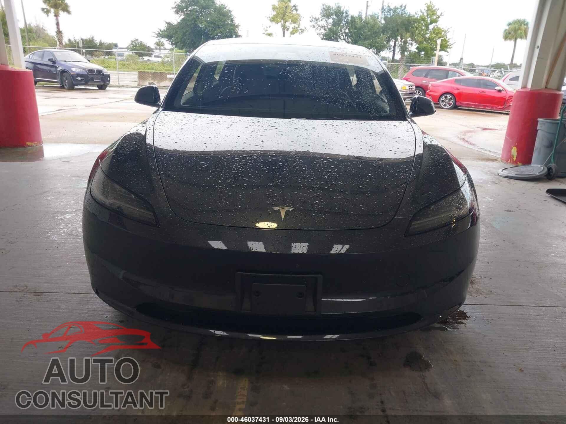 TESLA MODEL 3 2025 - 5YJ3E1EA2SF889071
