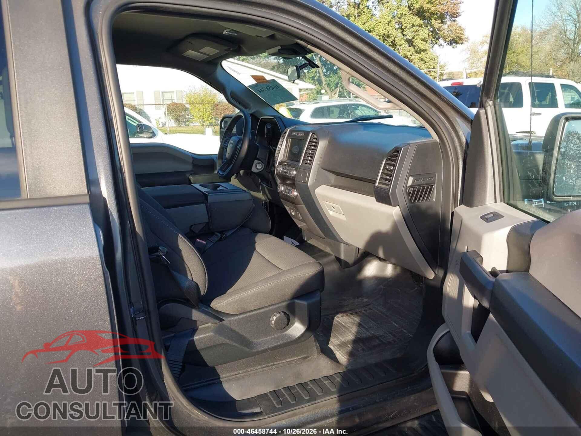 FORD F-150 2020 - 1FTEW1CP7LKD14577